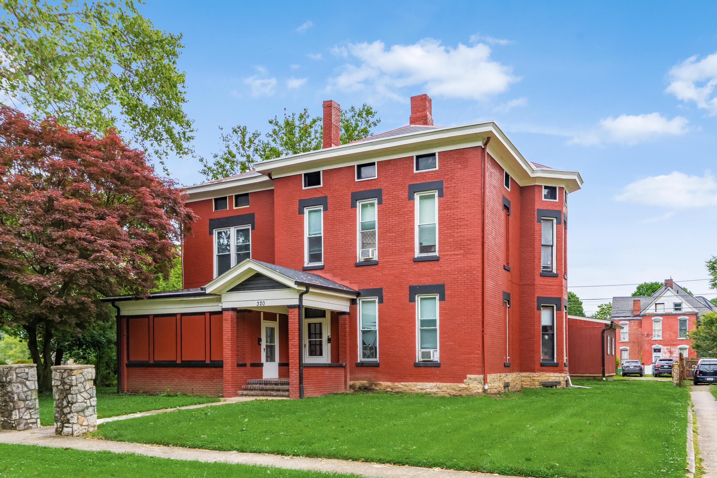 320 Woodlawn Avenue, Zanesville, OH 43701