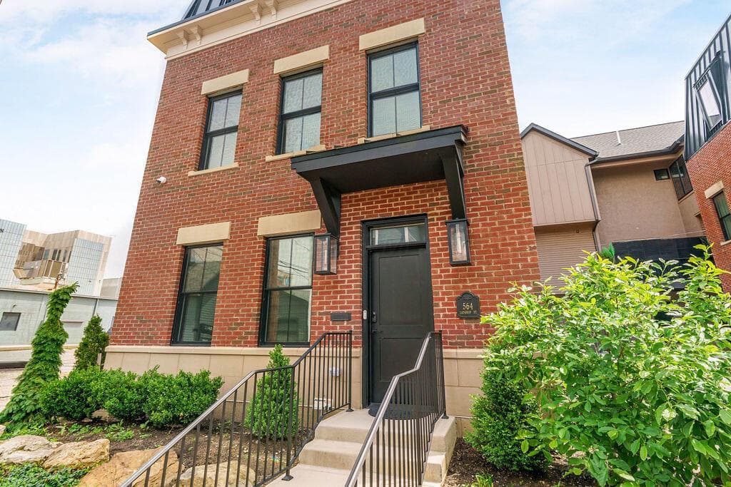 564 Lathrop Street, Columbus, OH 43206