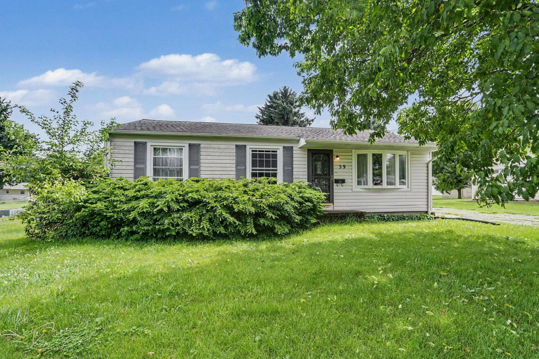 59 Carey Lane, Heath, OH