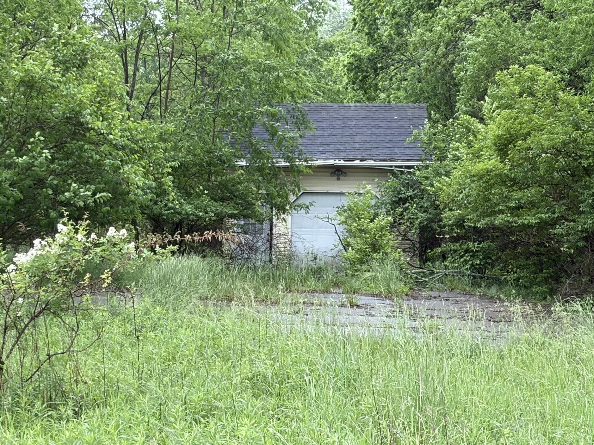 2008 Bishop Road, Ashley, OH 43003