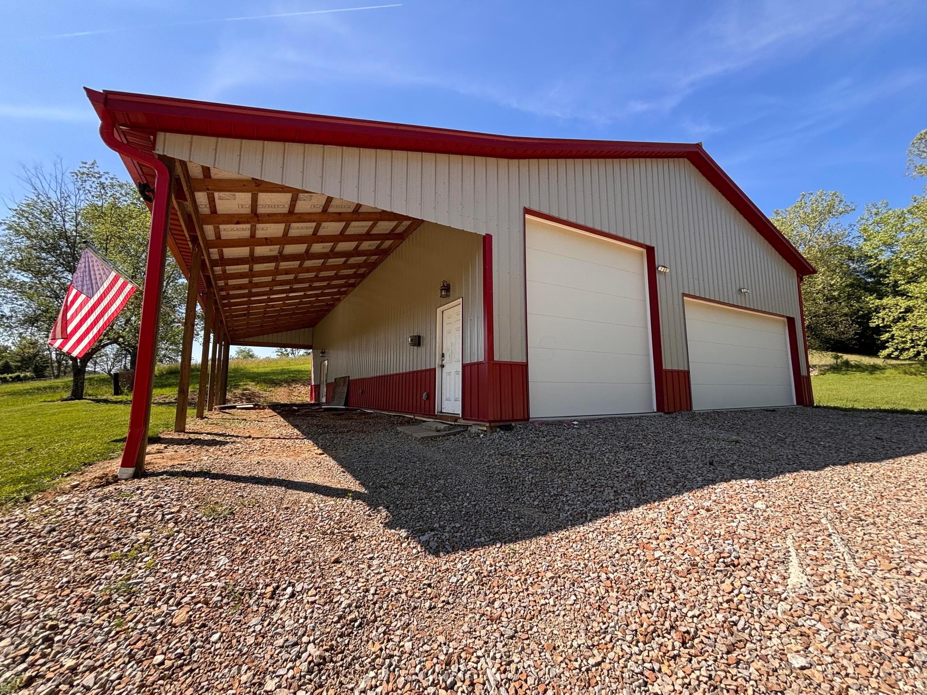 4230 Dragoo Road, Nashport, OH 43830
