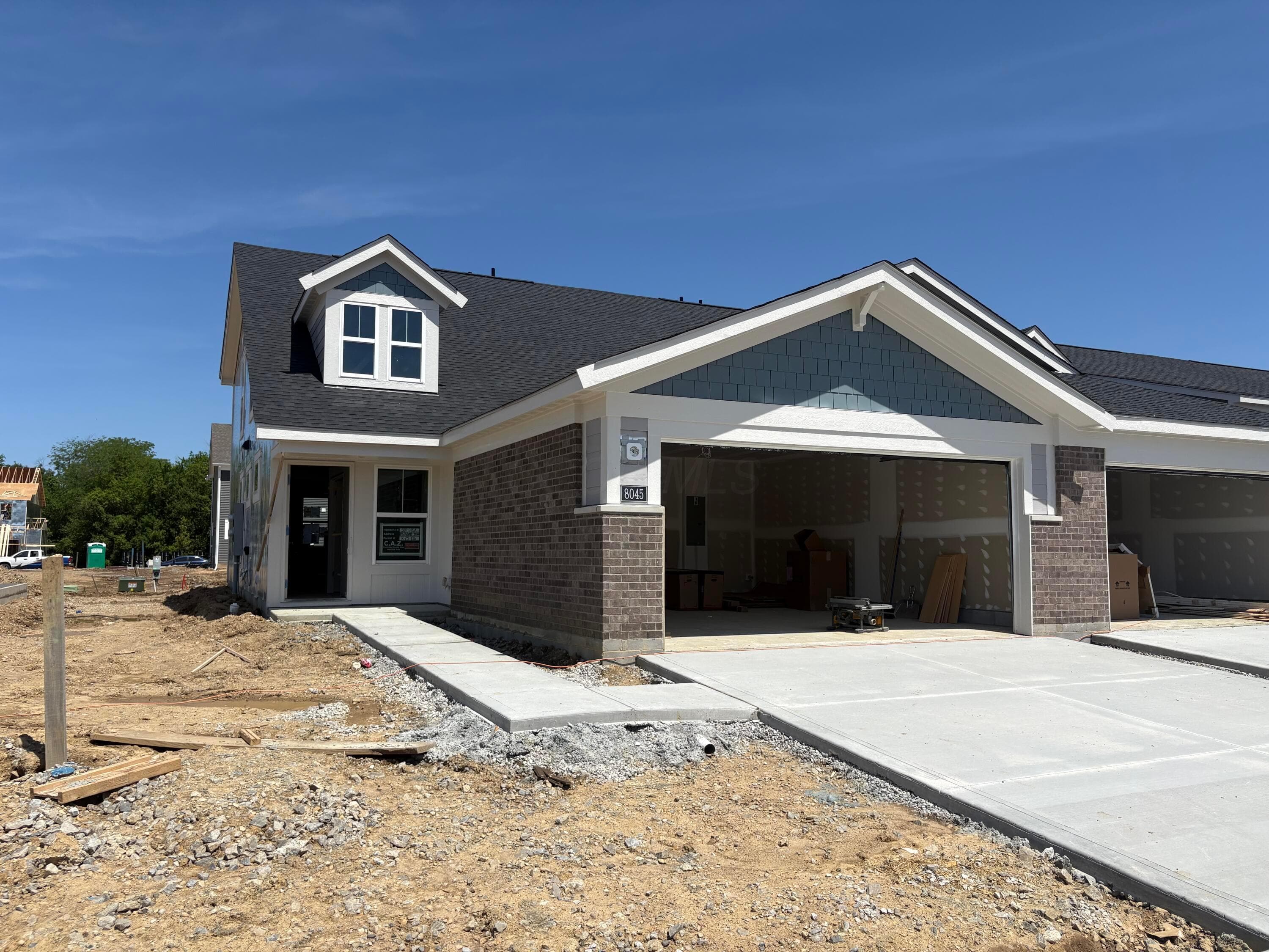 8045 Edgewater Crossing #75-A, Pickerington, OH 43147