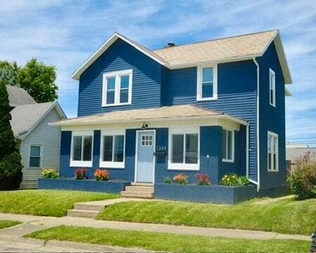1245 E Chestnut Street, Lancaster, OH 43130