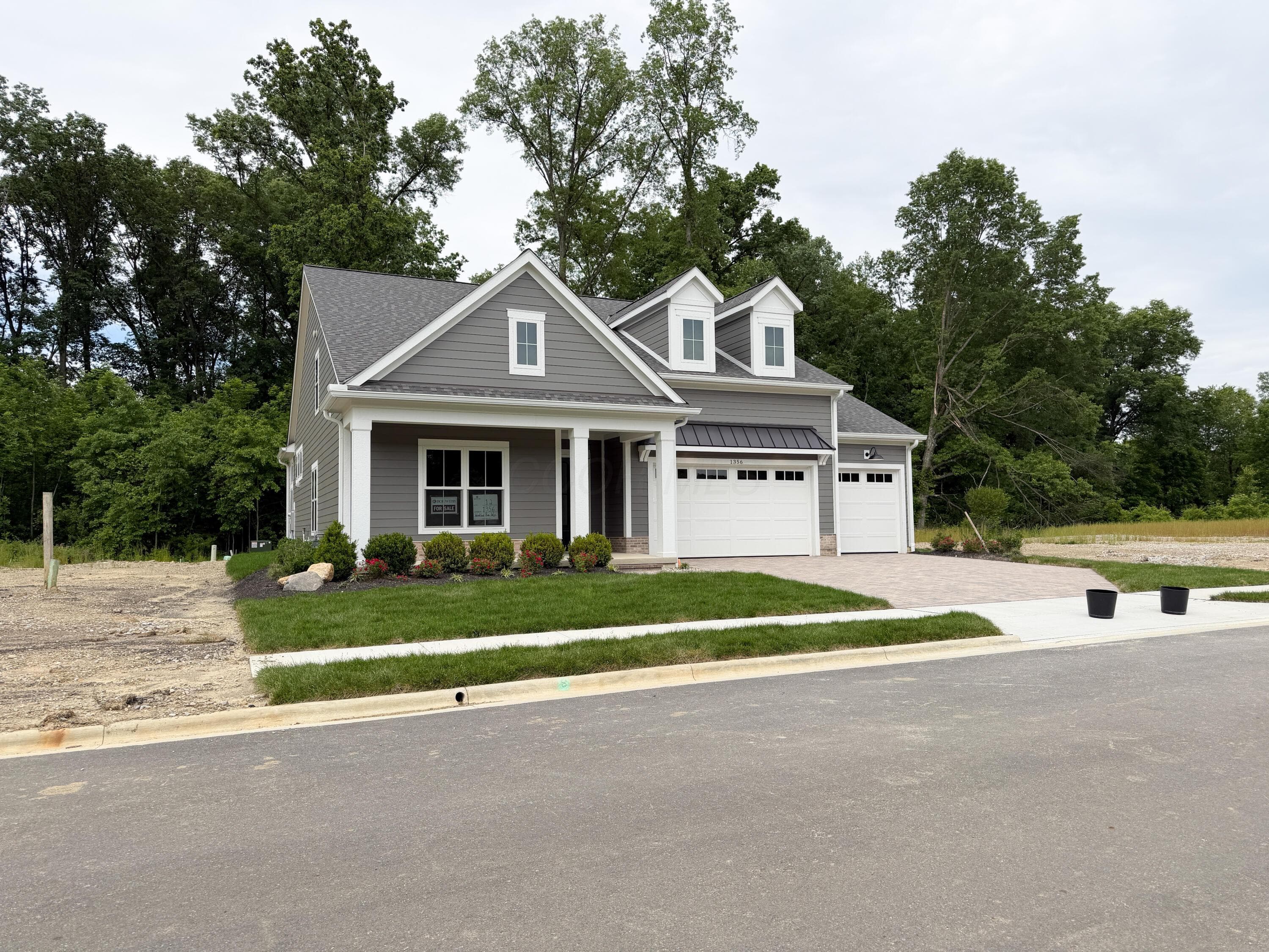 1356 Woodland Run Way, New Albany, OH 43054