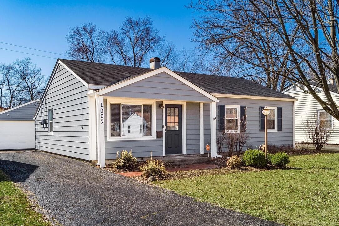 1009 Minerva Avenue, Columbus, OH 43229