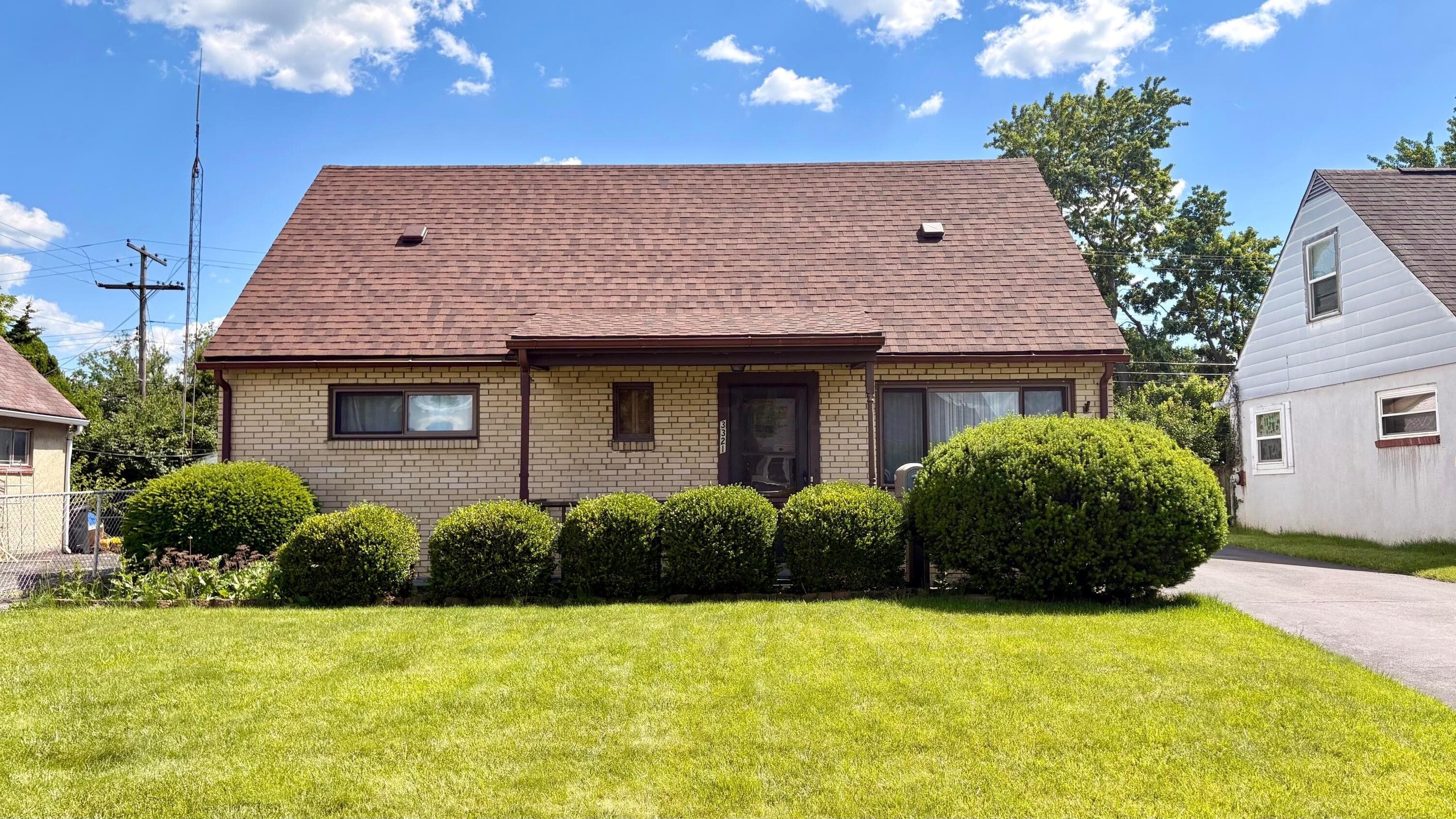 3321 Eakin Road, Columbus, OH 43204