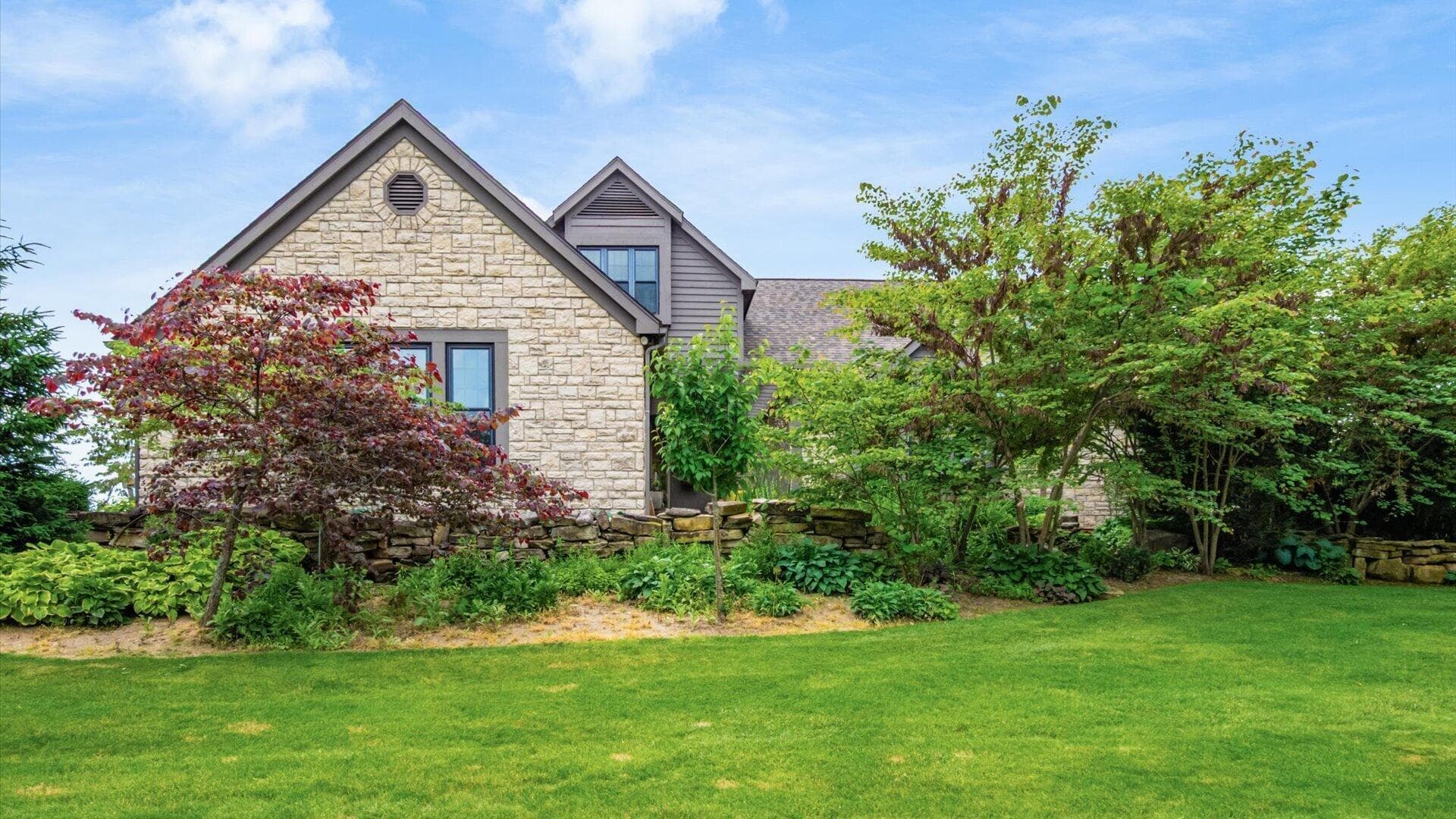 1333 Rockmill Road NW, Lancaster, OH 43130