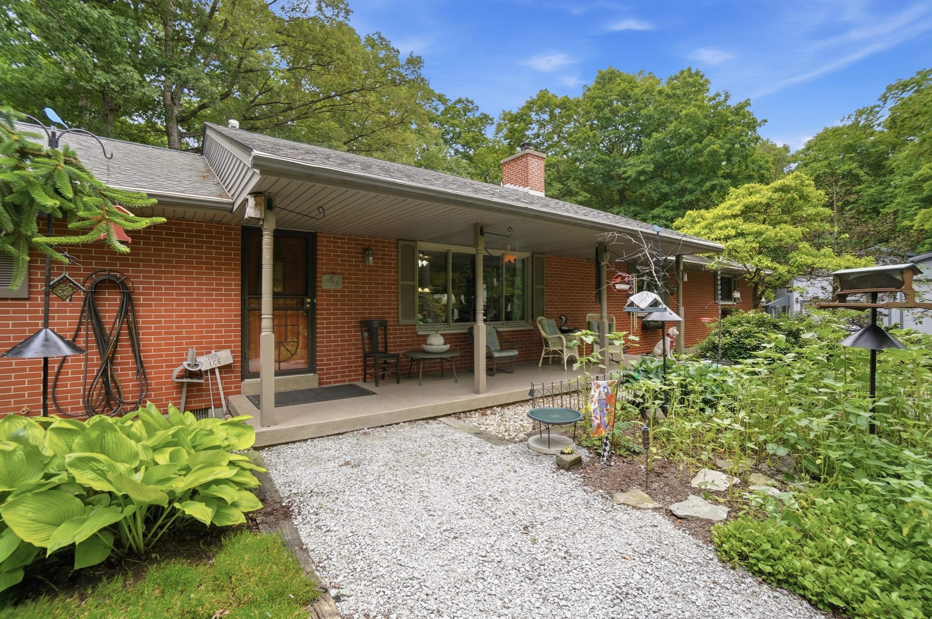 5392 Enon Xenia Road, Fairborn, OH 45324