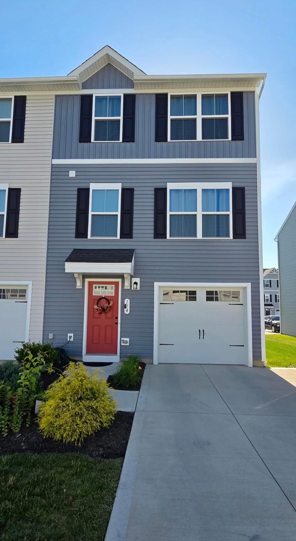 114 Slate Ridge Drive, Barberton, OH 44203