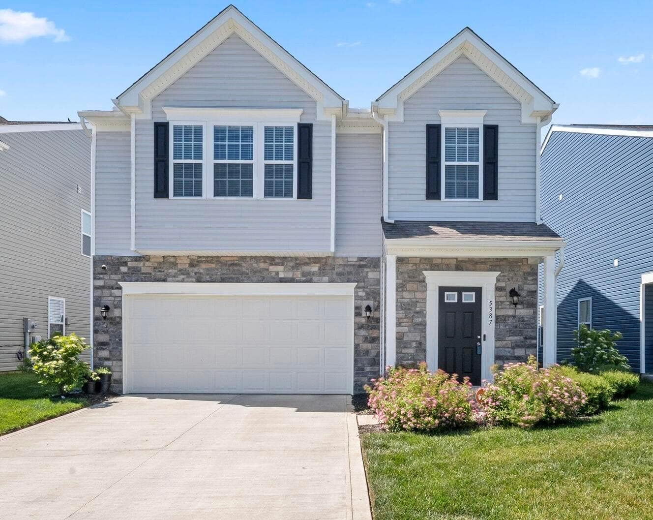 5387 Shannon Square Drive, Canal Winchester, OH 43110