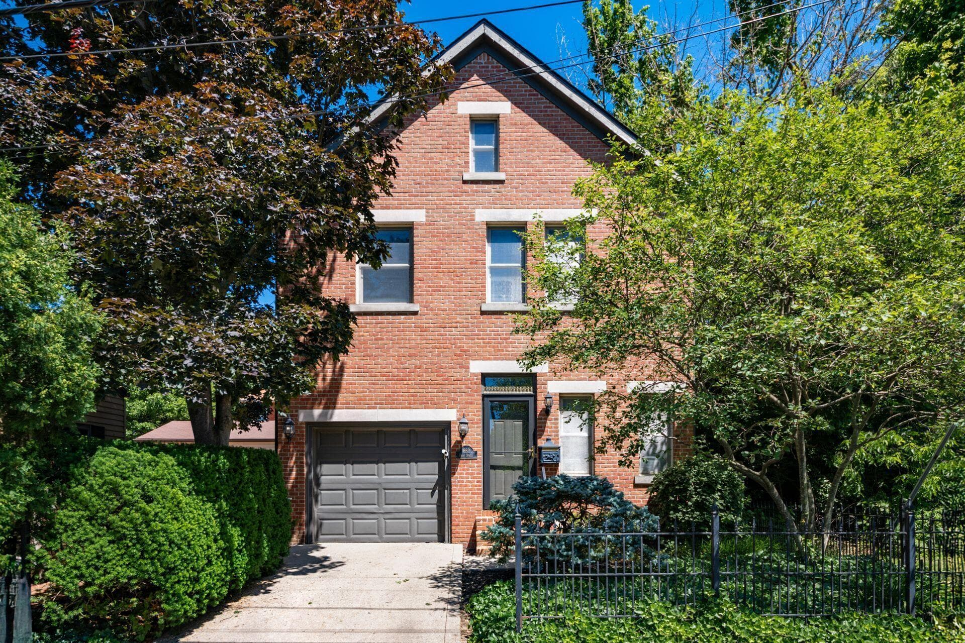 652 Brust Street, Columbus, OH 43206
