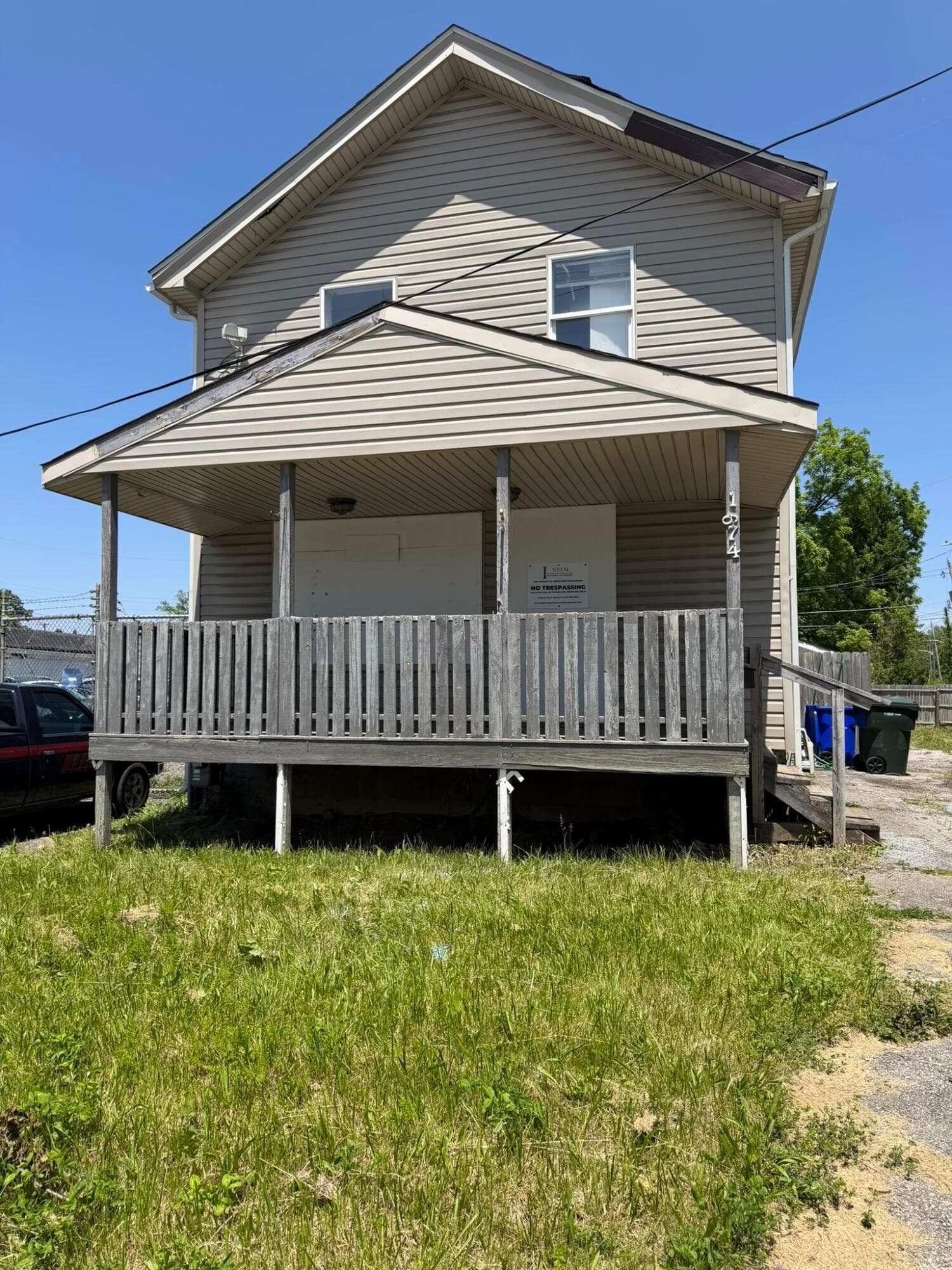 1674 E Hudson Street, Columbus, OH