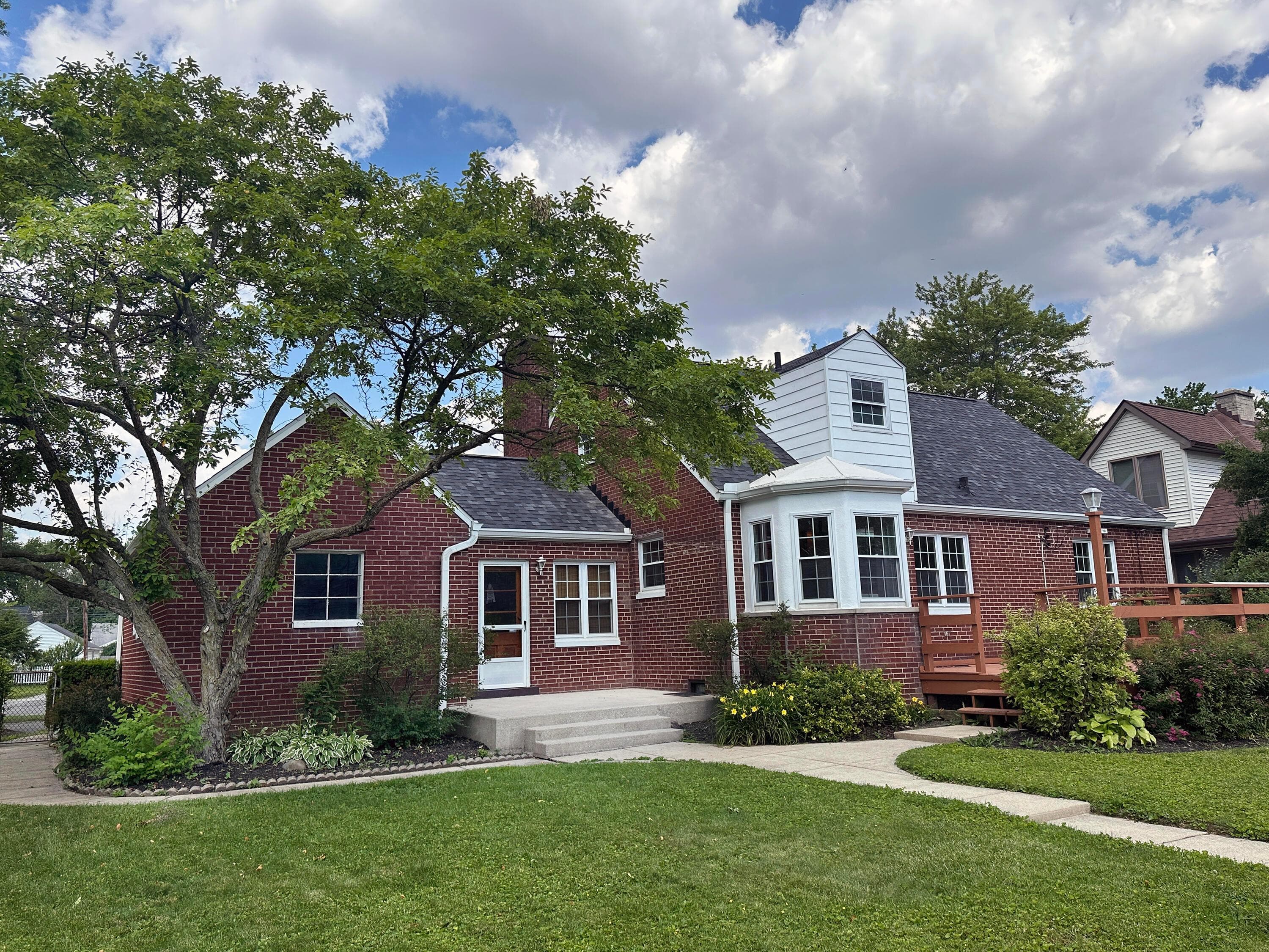 64 Edgevale Road, Columbus, OH 43209