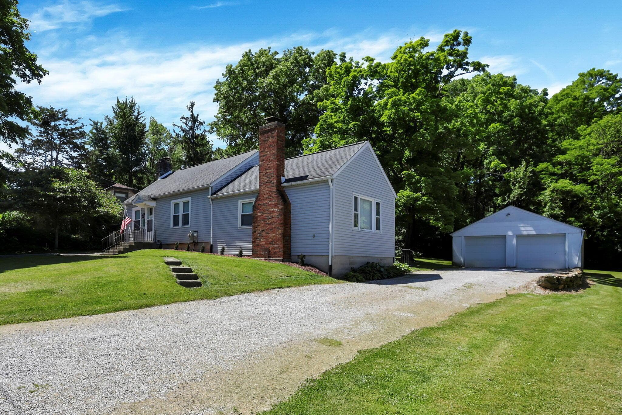 133 E South Street, Lithopolis, OH 43136