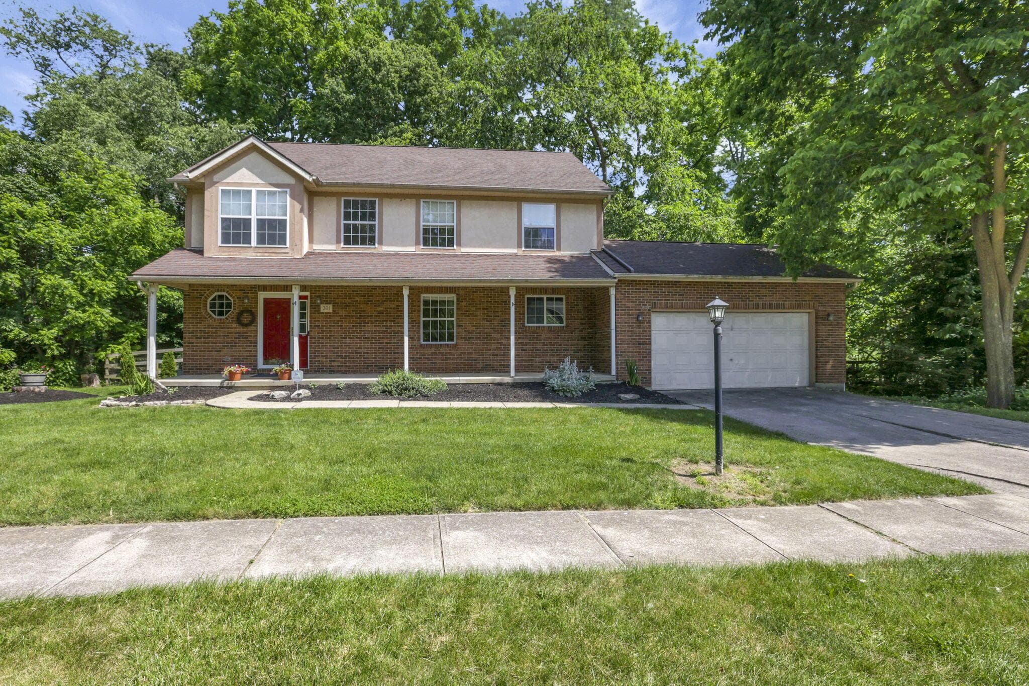 201 Key Boulevard, Pataskala, OH 43062