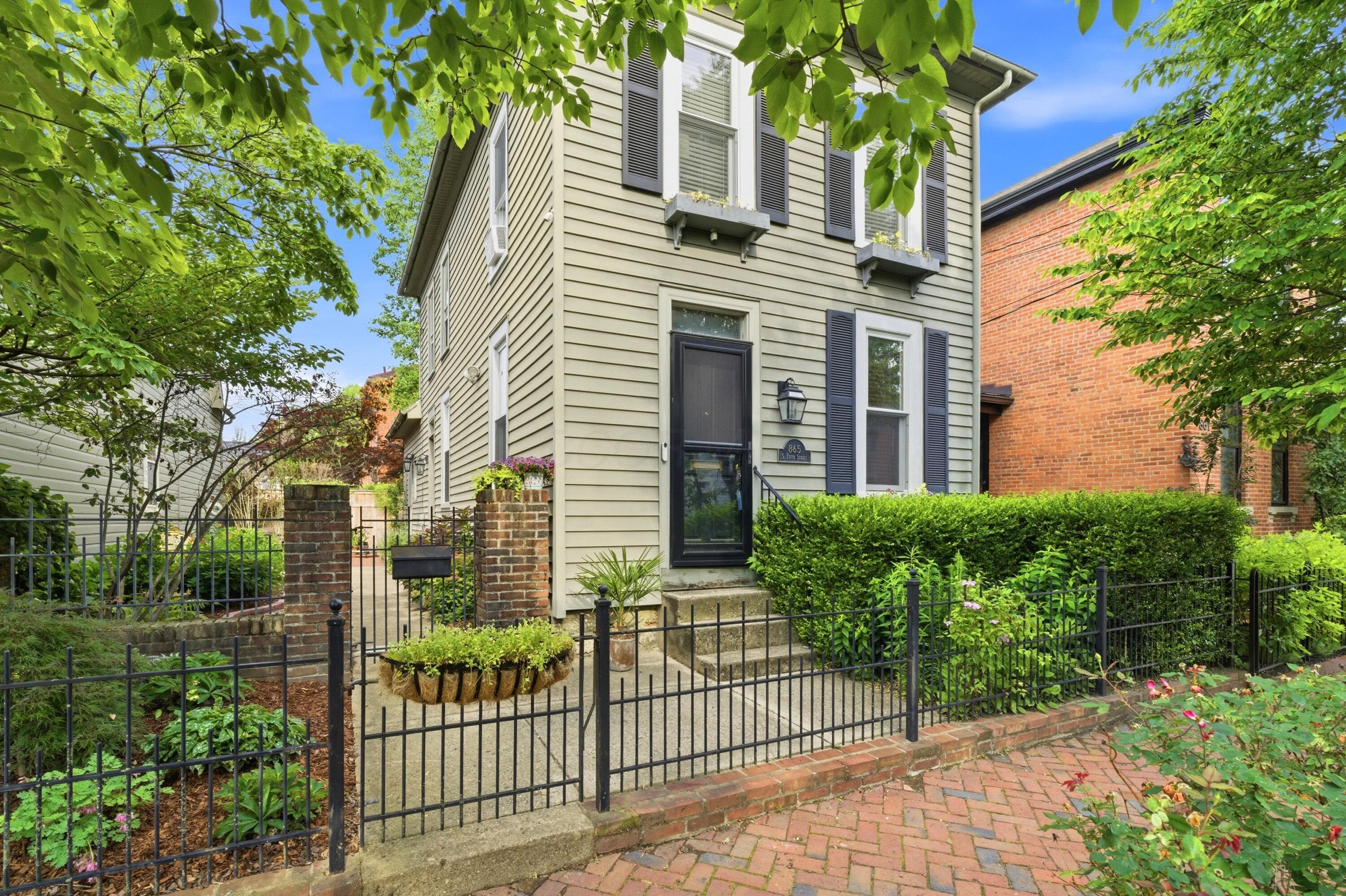 865 S 5th Street, Columbus, OH 43206