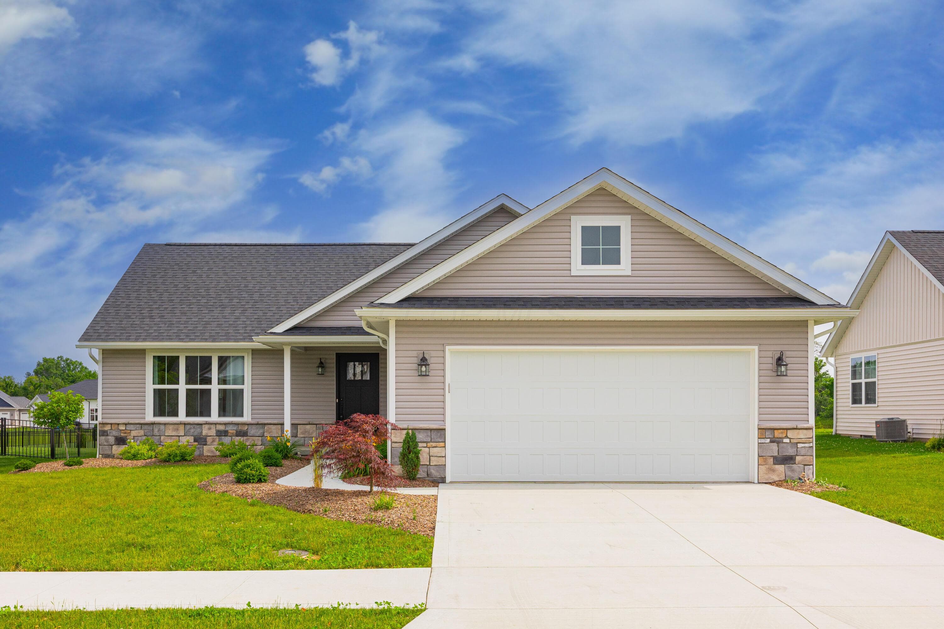 557 Cannondale Avenue, Johnstown, OH 43031