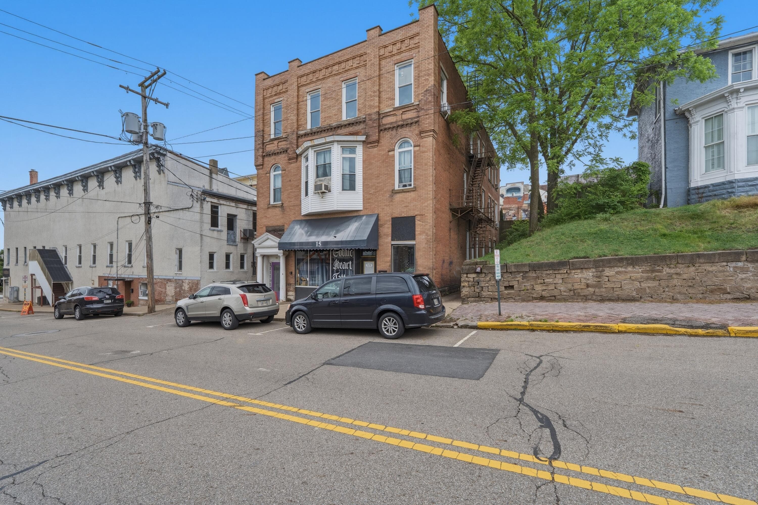 15 E Vine Street, Mount Vernon, OH 43050