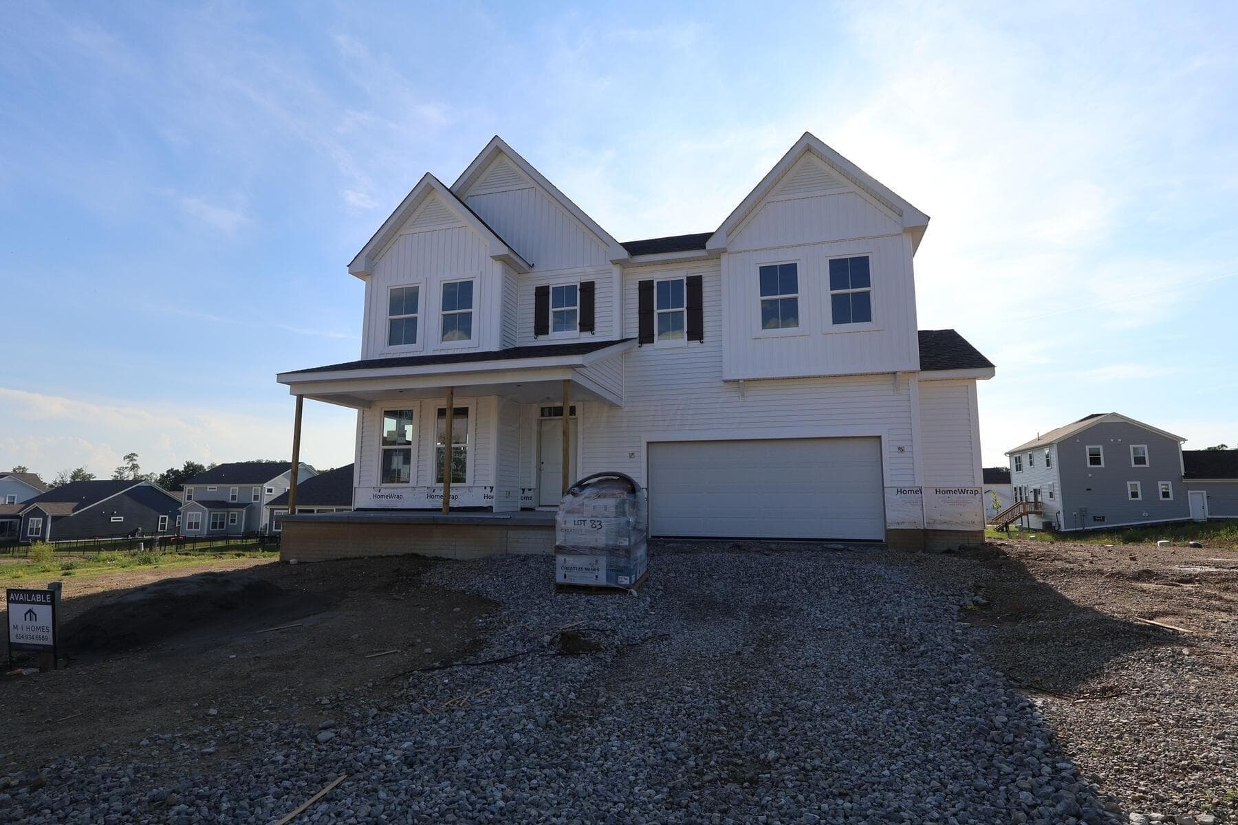 402 Fannin Drive, Pataskala, OH 43062