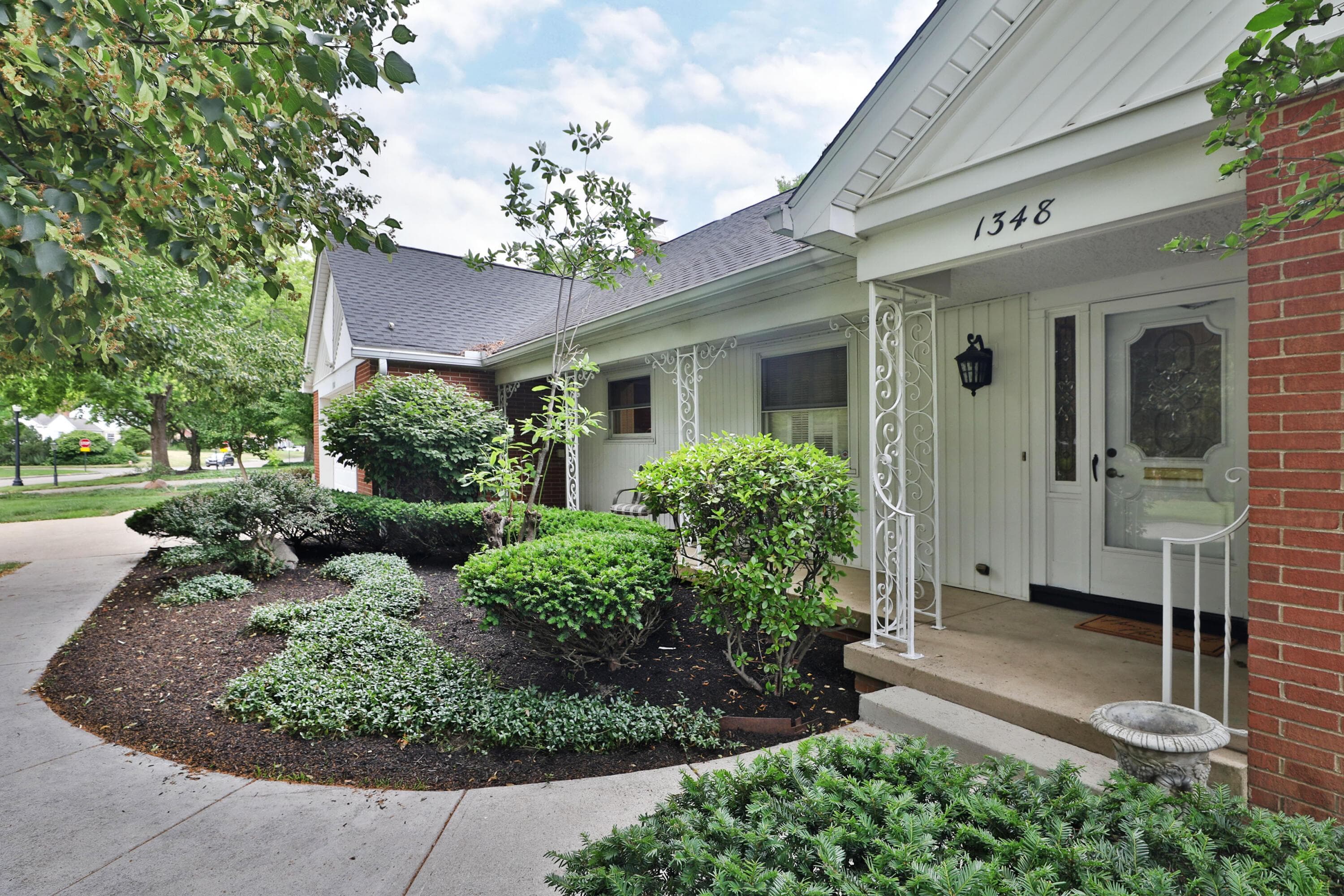 1348 Haddon Road, Columbus, OH 43209