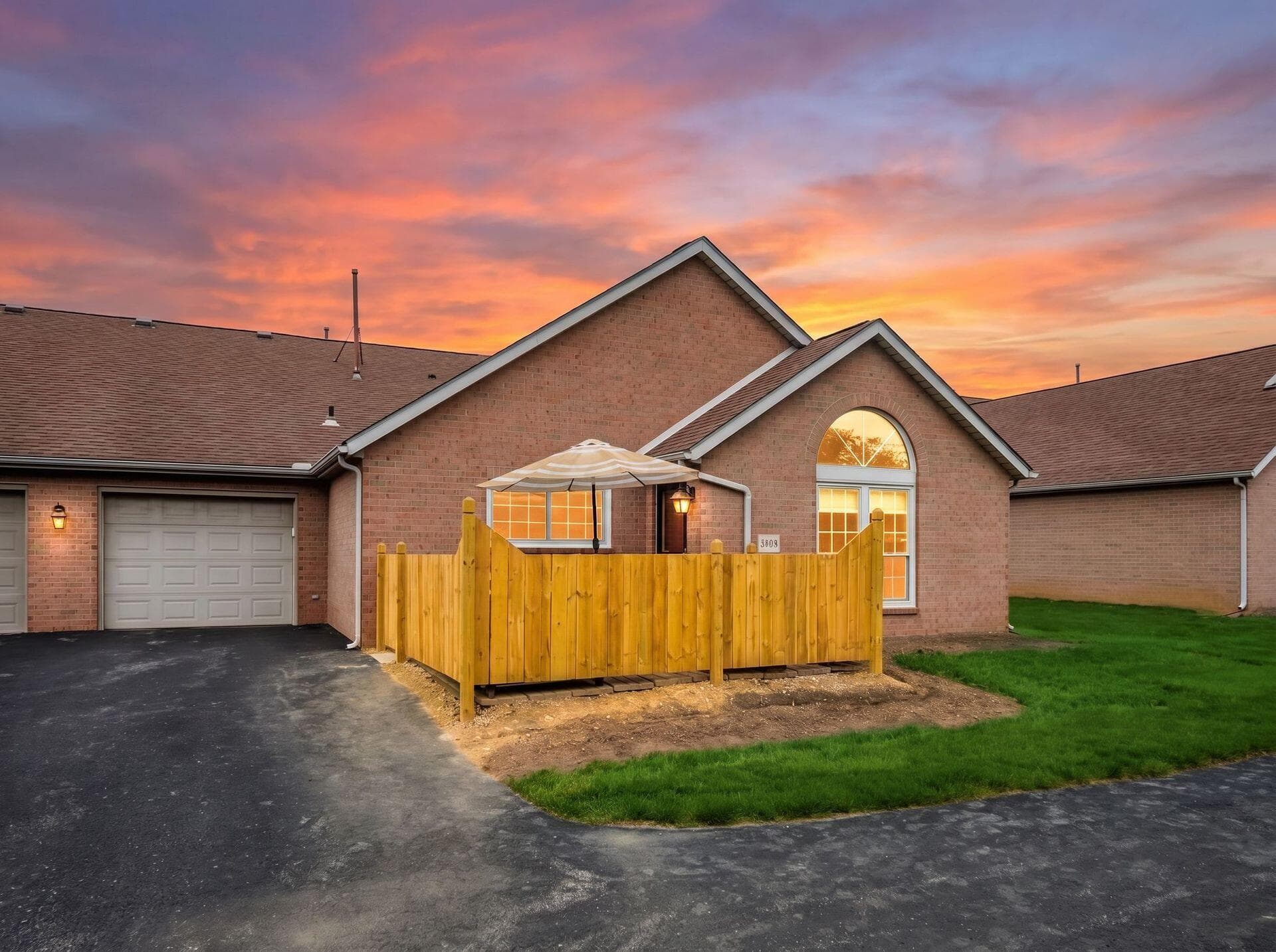 4908 Meadow Run Drive, Hilliard, OH 43026