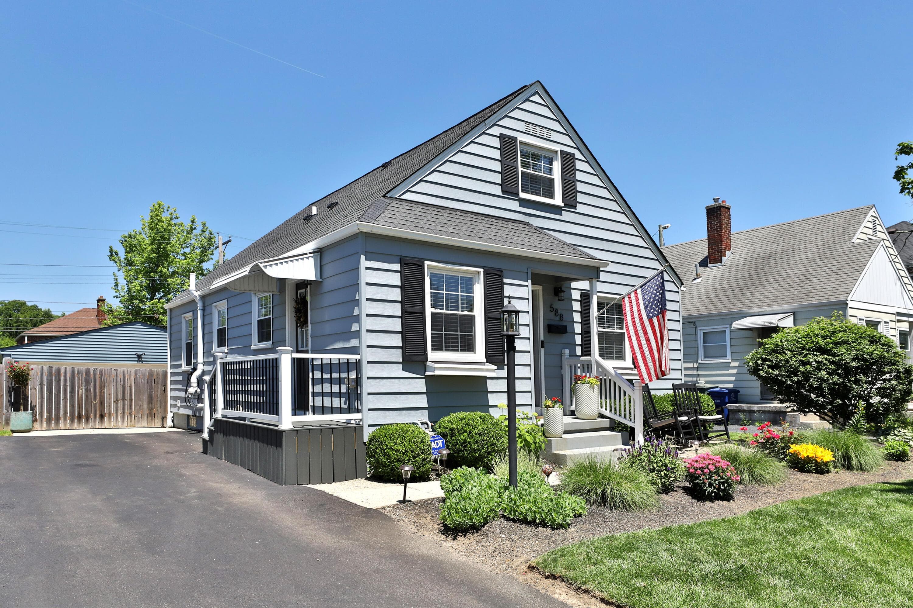 588 Chatham Road, Columbus, OH 43214