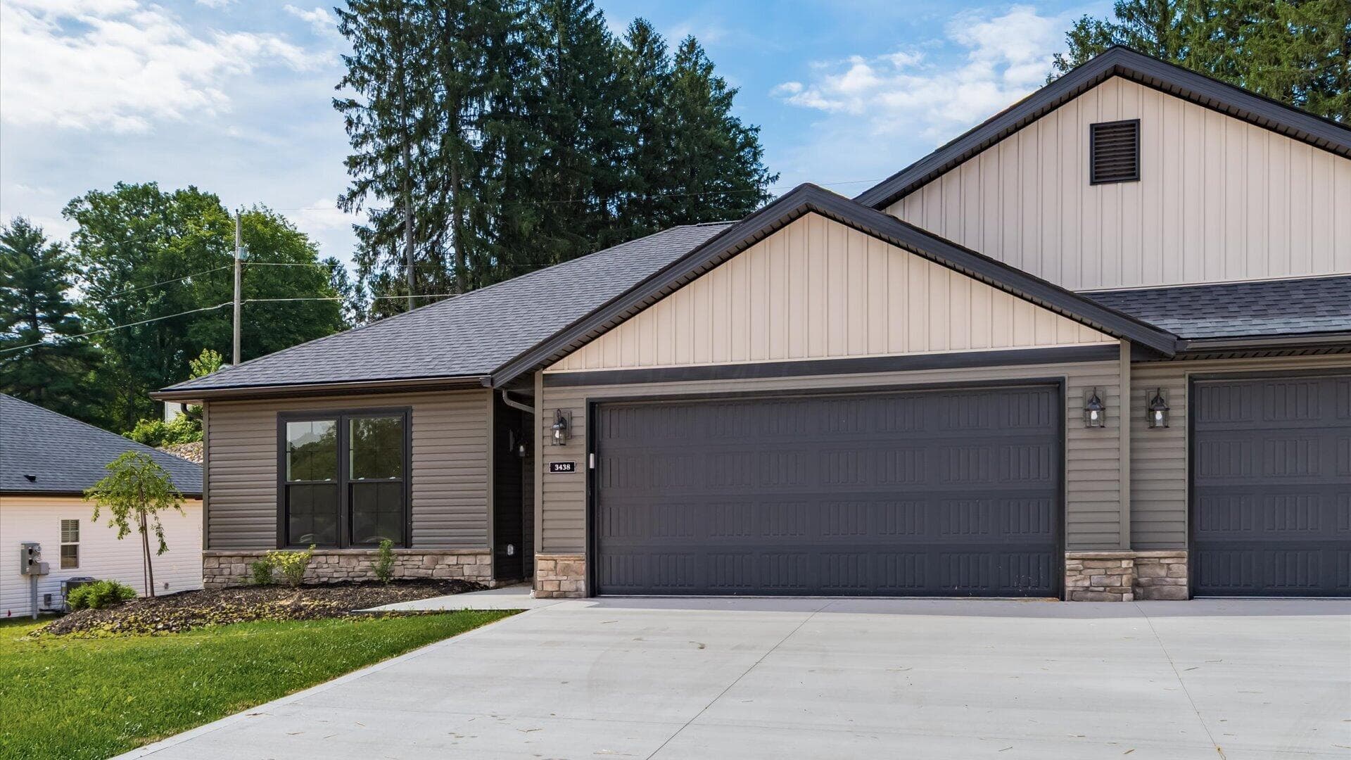 3438 Jamestown Drive, Zanesville, OH 43701