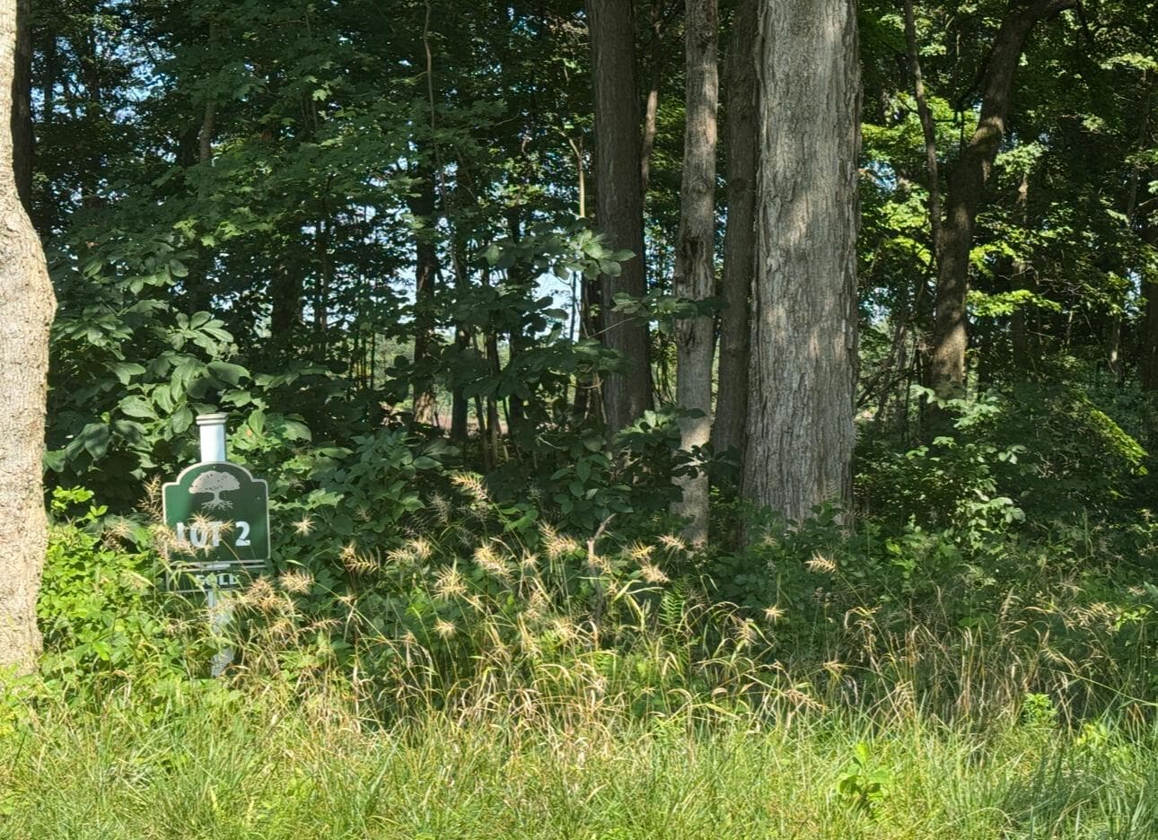 200 Leezy Drive, Pataskala, OH 43062