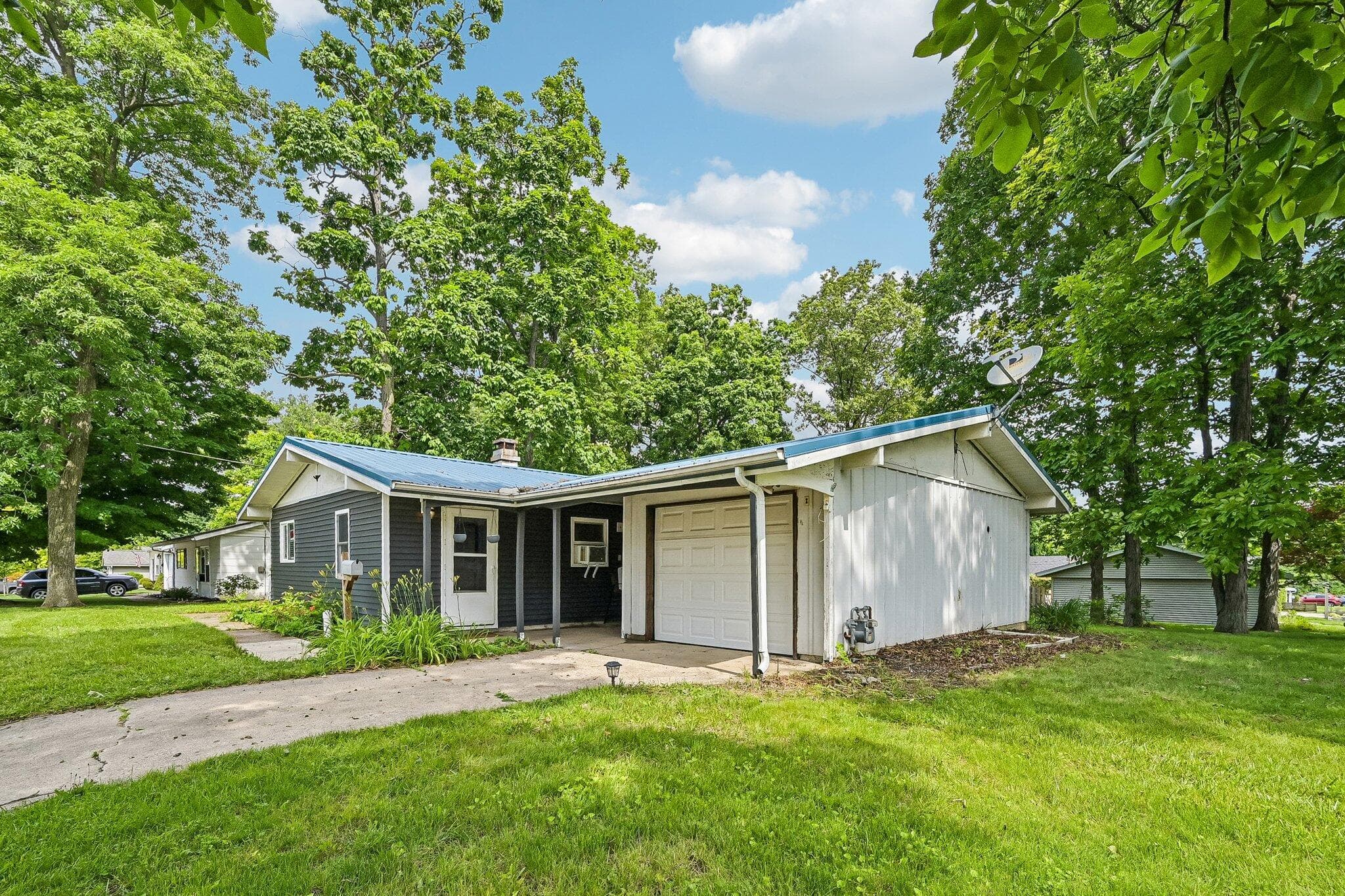 329 Wren Avenue, Bellefontaine, OH 43311