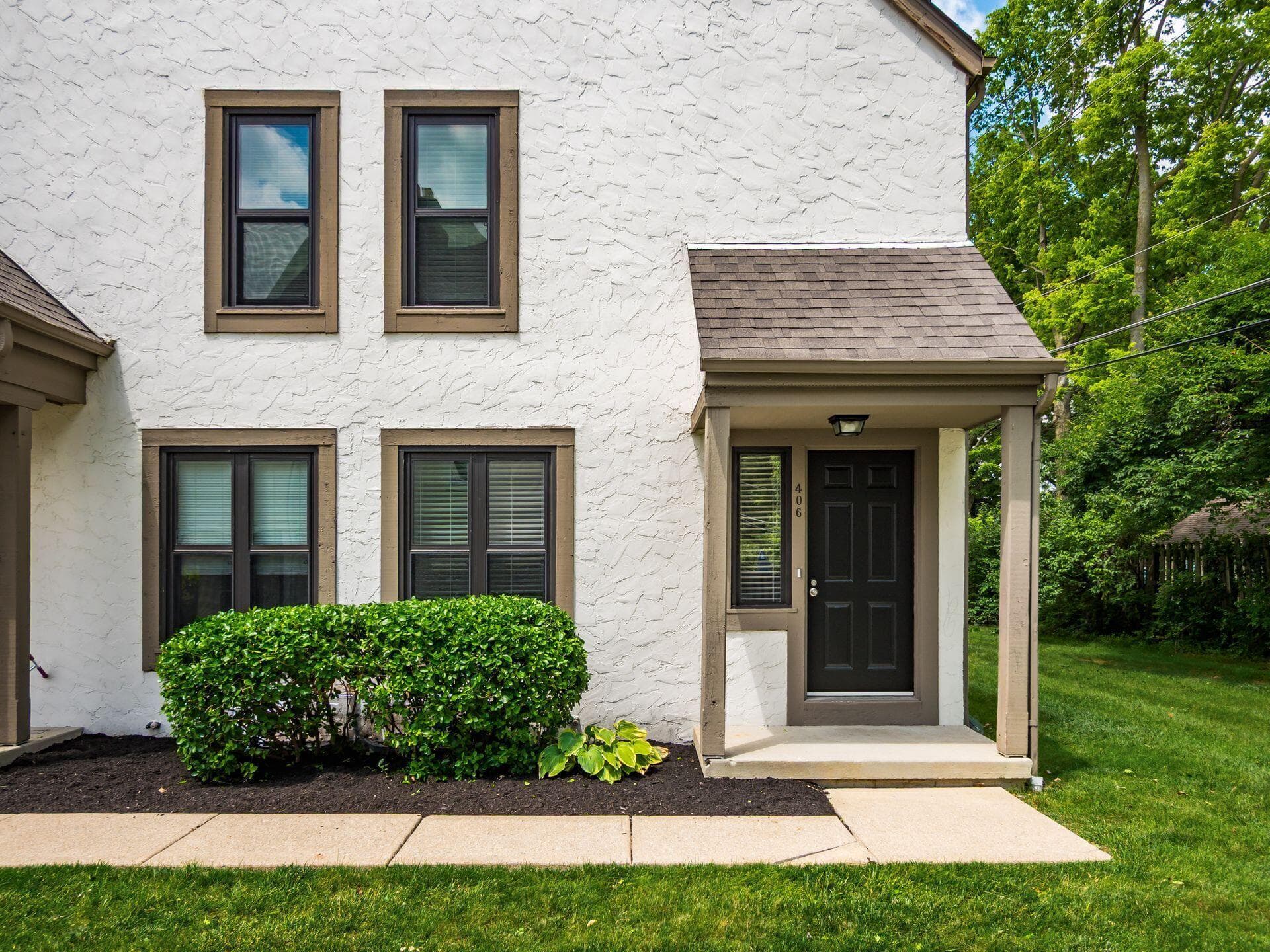 406 Edinburgh Road, Dublin, OH 43017