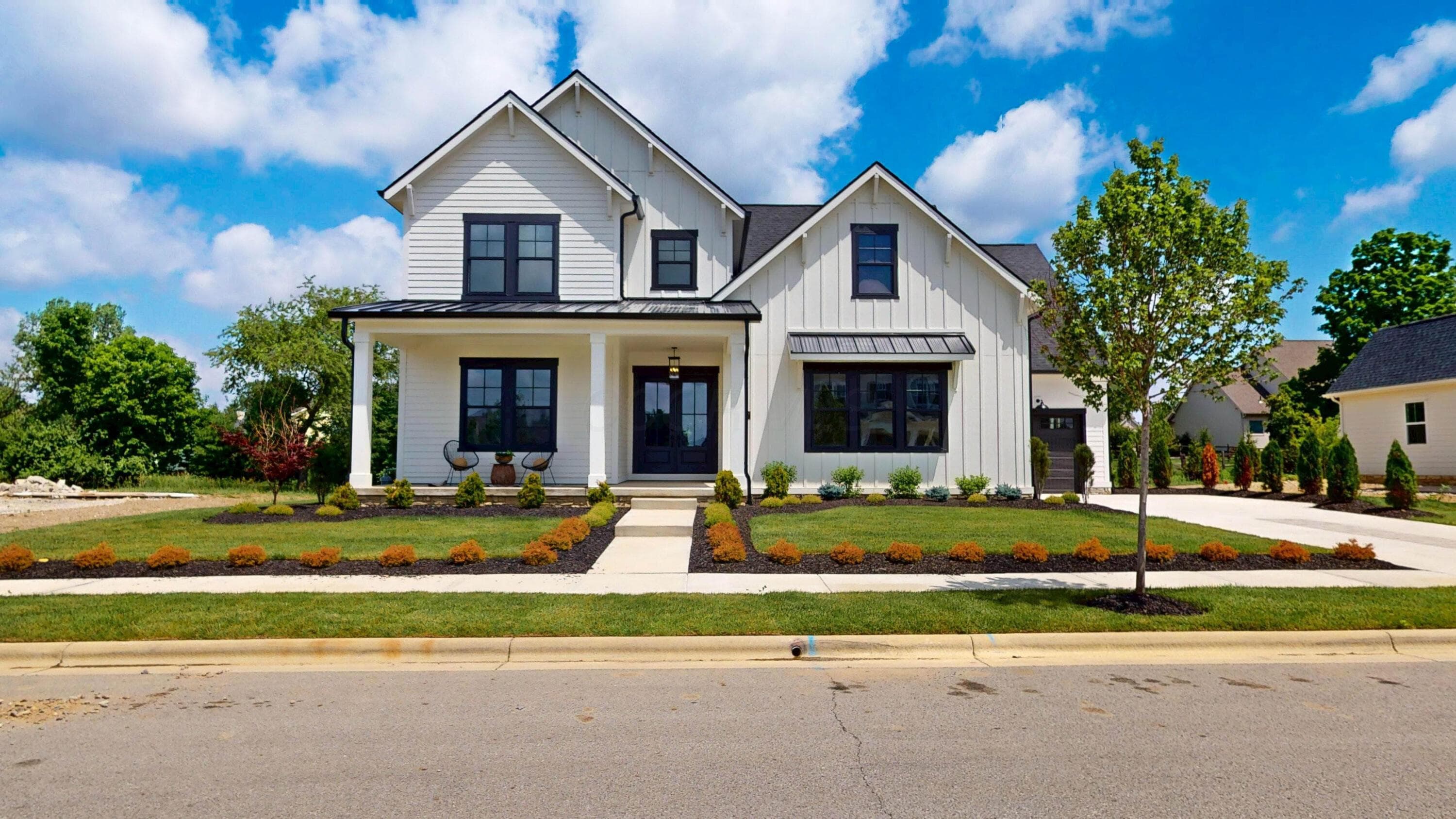 3277 Briarwood Lane, Lewis Center, OH 43035