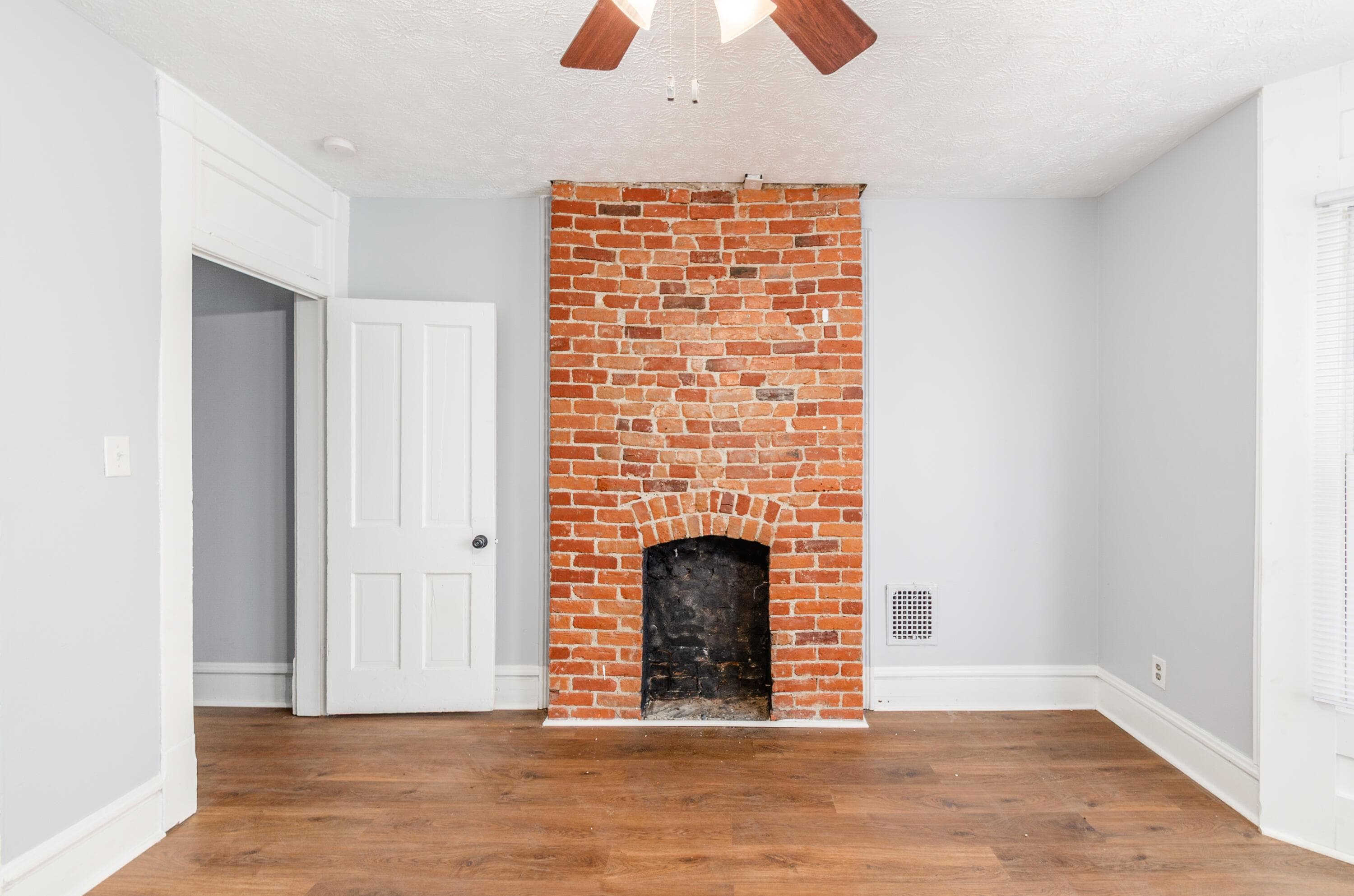 370 N Garfield Avenue, Columbus, OH 43203