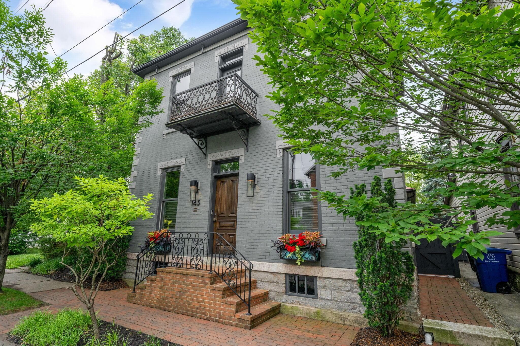 143 E Whittier Street, Columbus, OH
