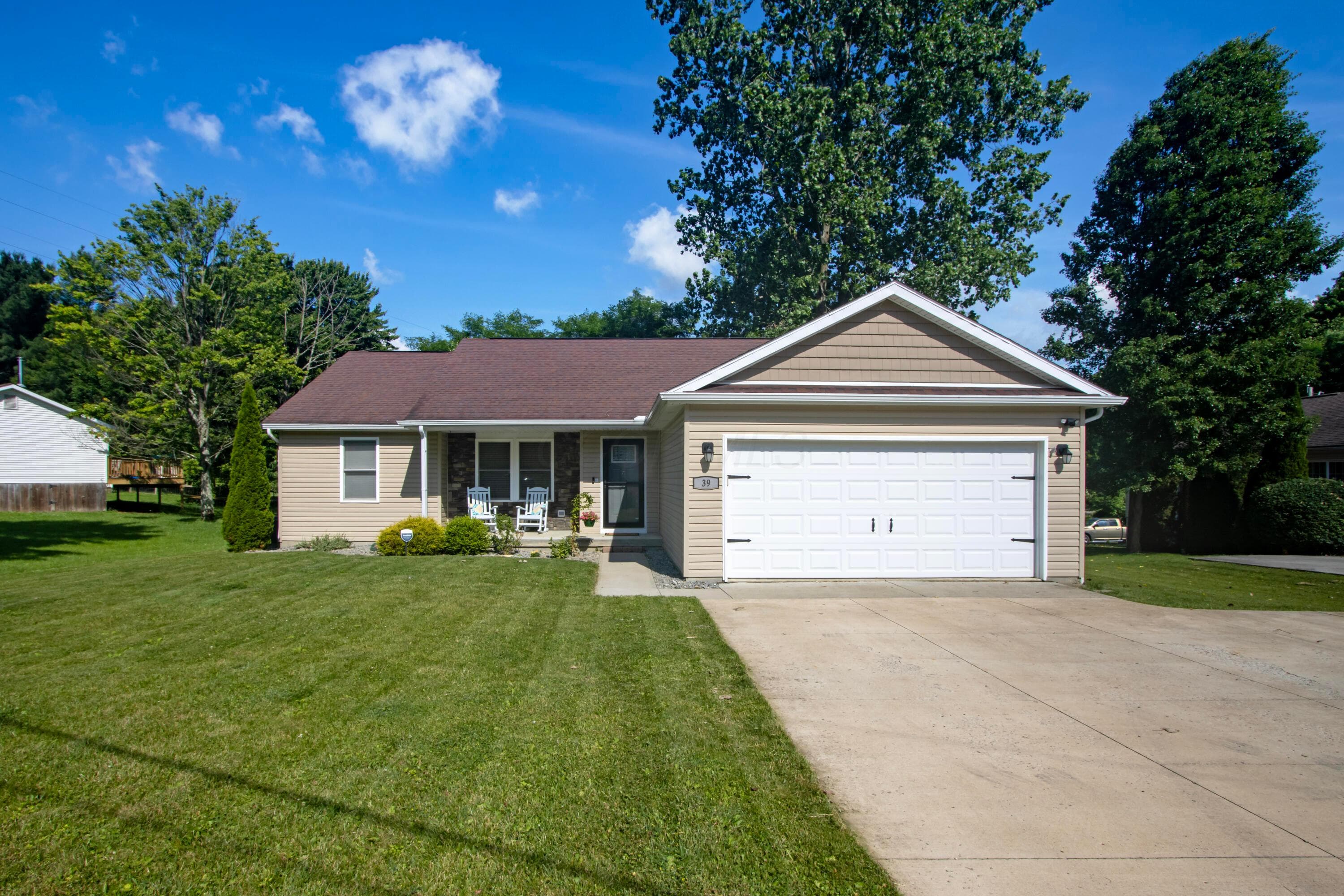 39 S Highland Court, Howard, OH 43028