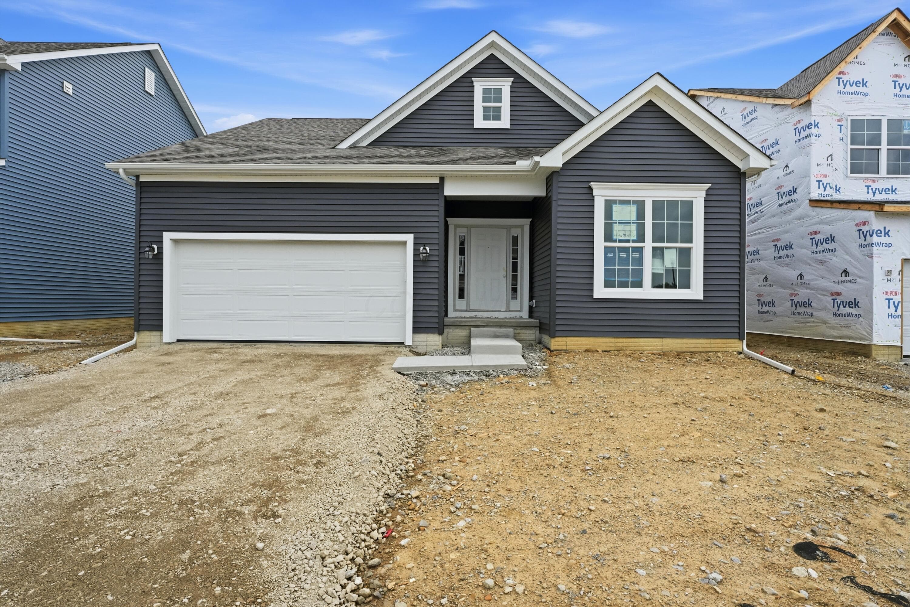 818 Hilton Drive, Reynoldsburg, OH 43068