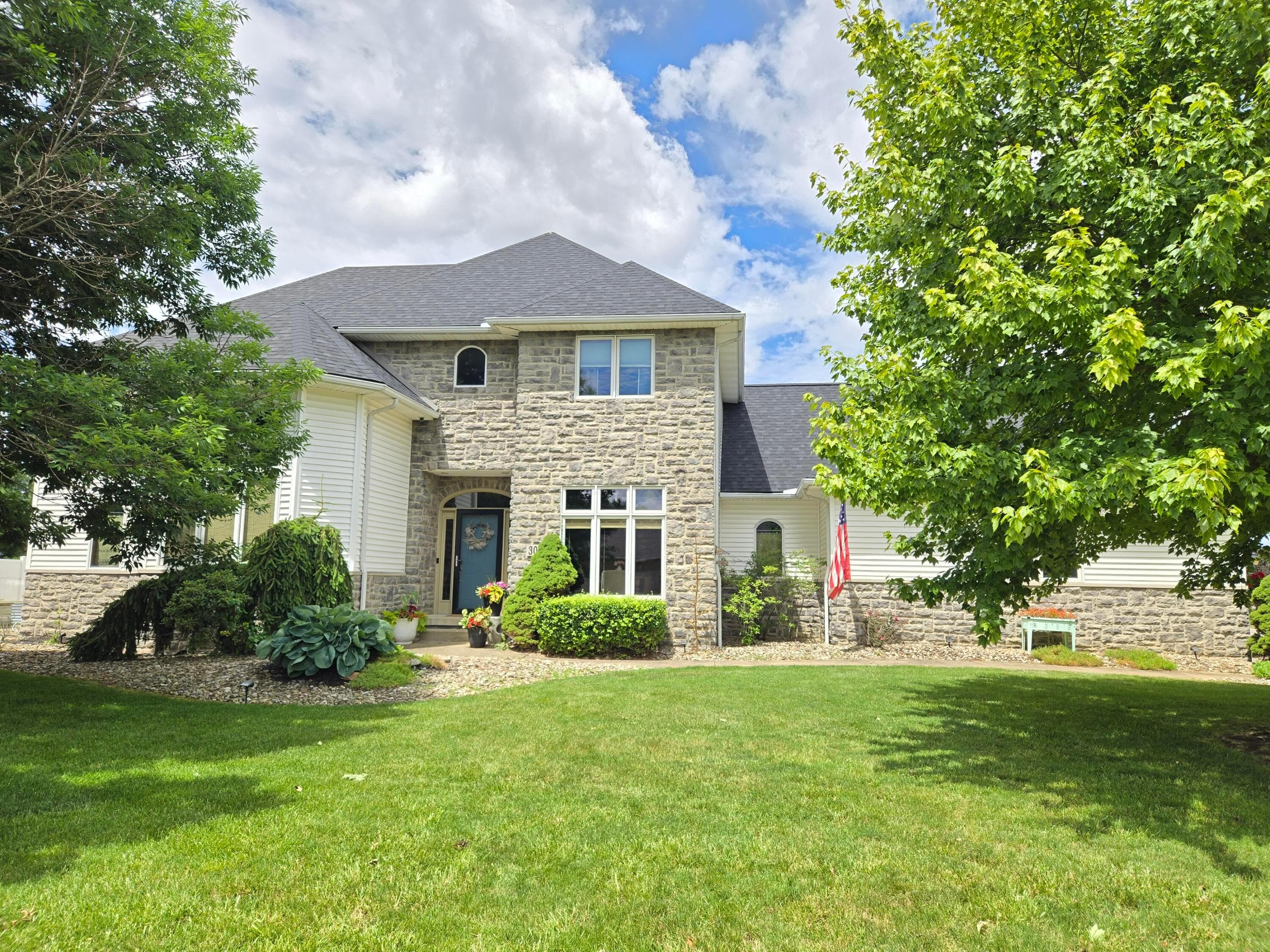300 Wildflower Drive, Galion, OH