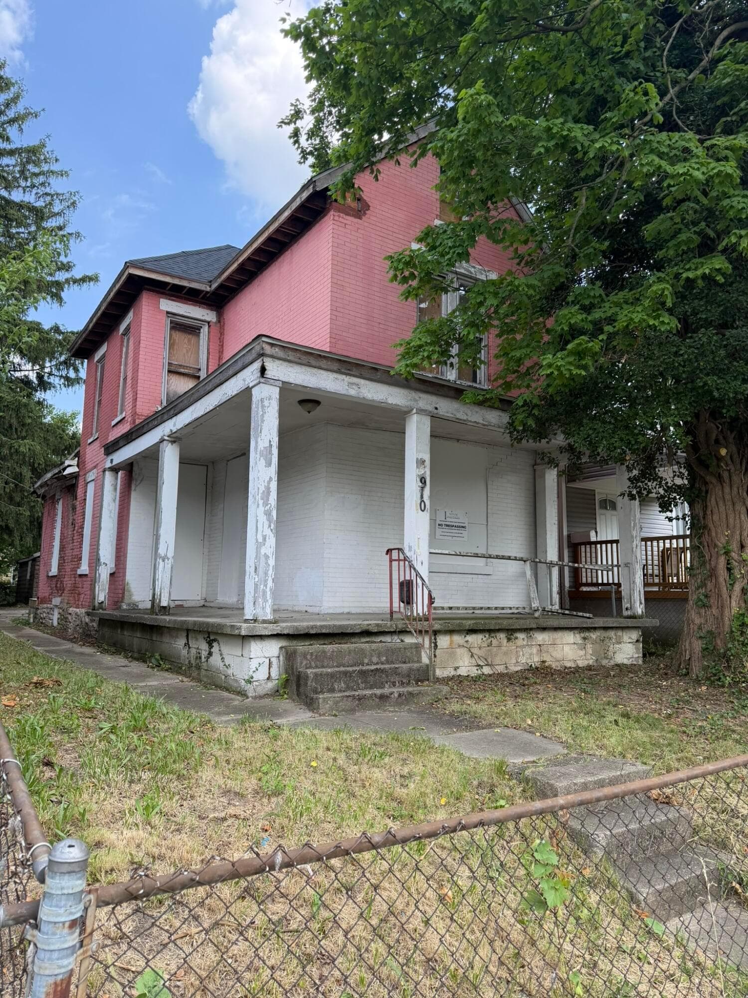 910 S Champion Avenue, Columbus, OH 43206