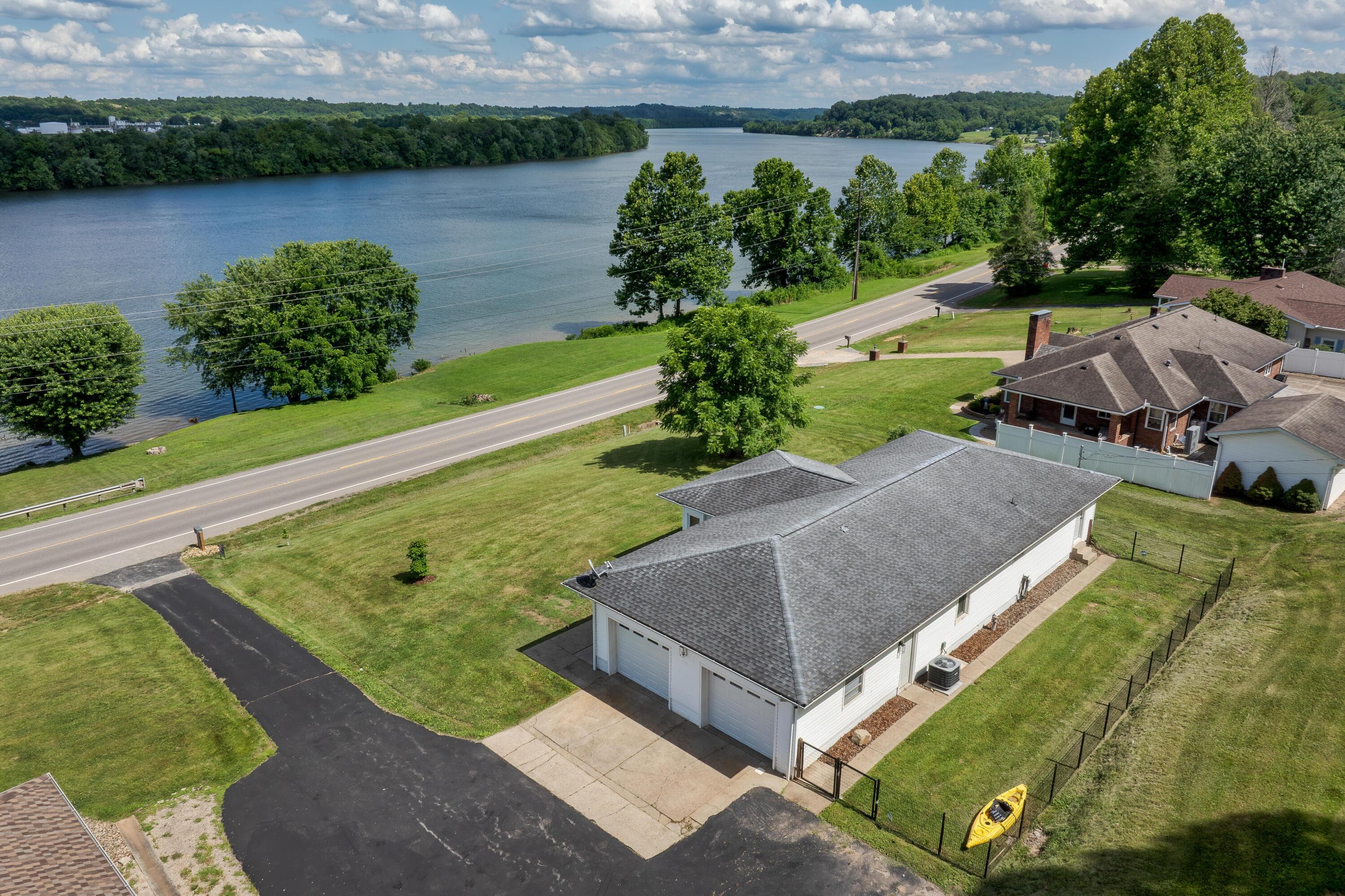 6506 State Route 7 S, Gallipolis, OH 45631