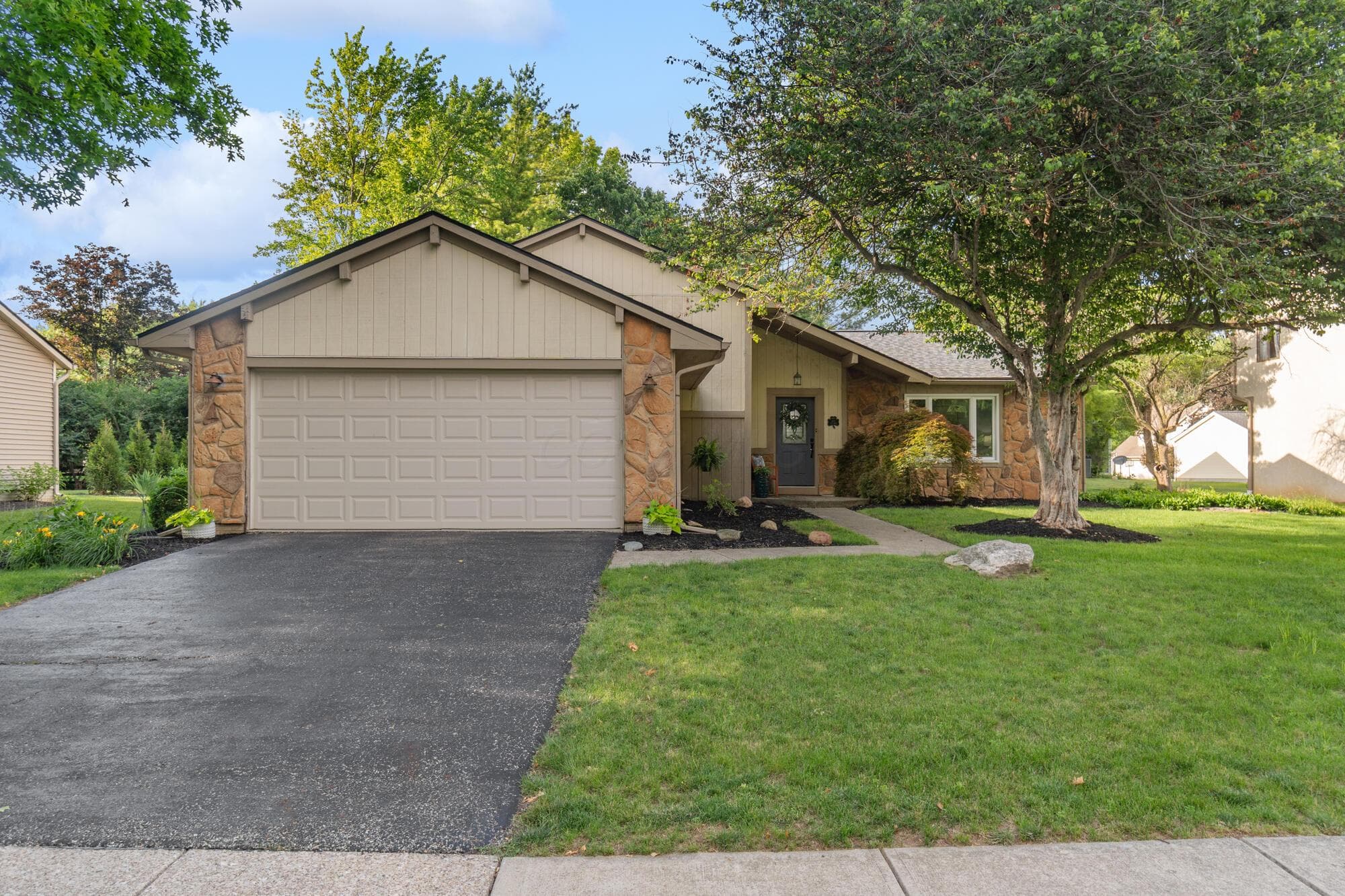 244 Waterford Drive, Dublin, OH
