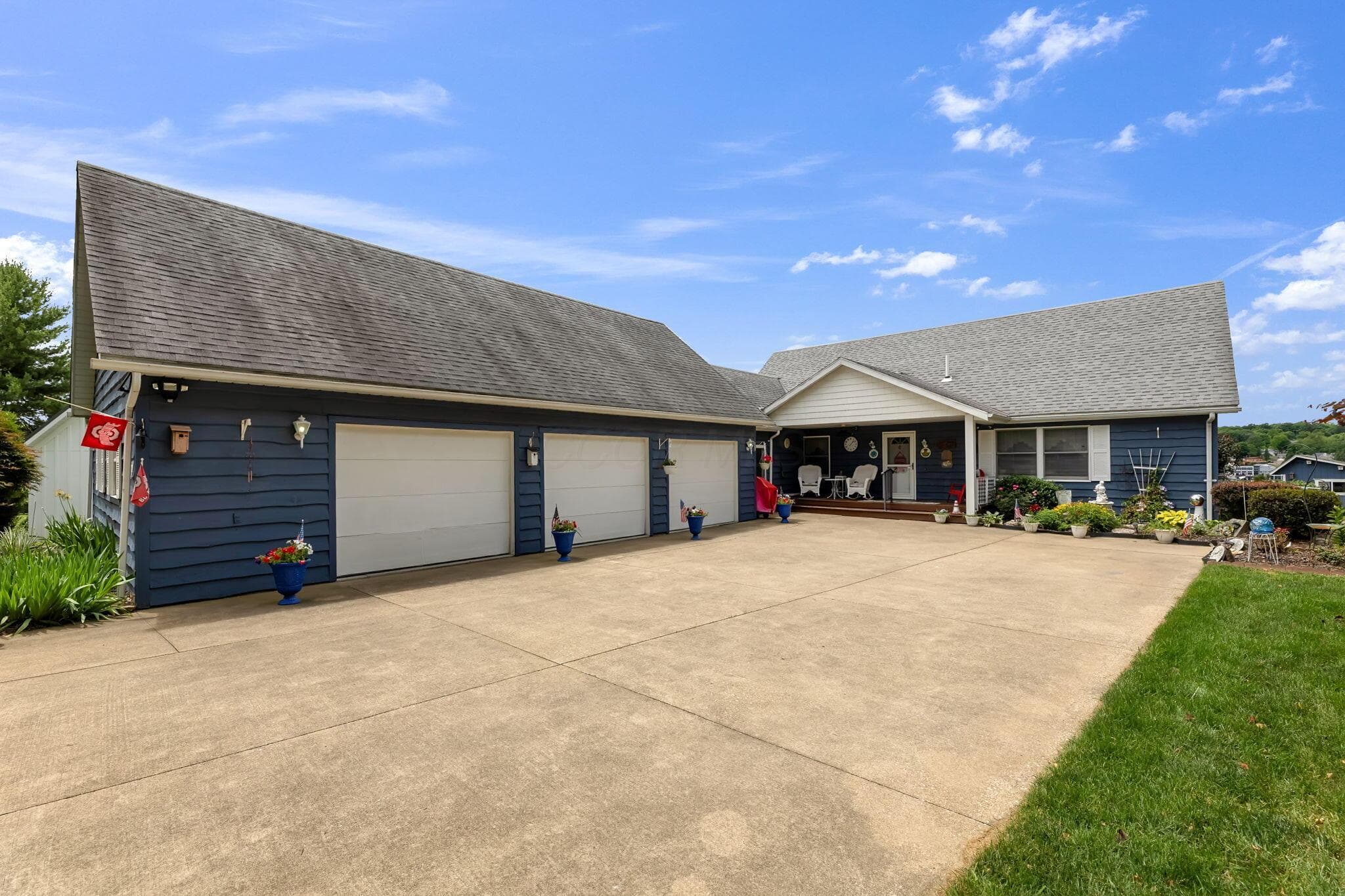 3807 Apple Valley Drive, Howard, OH 43028