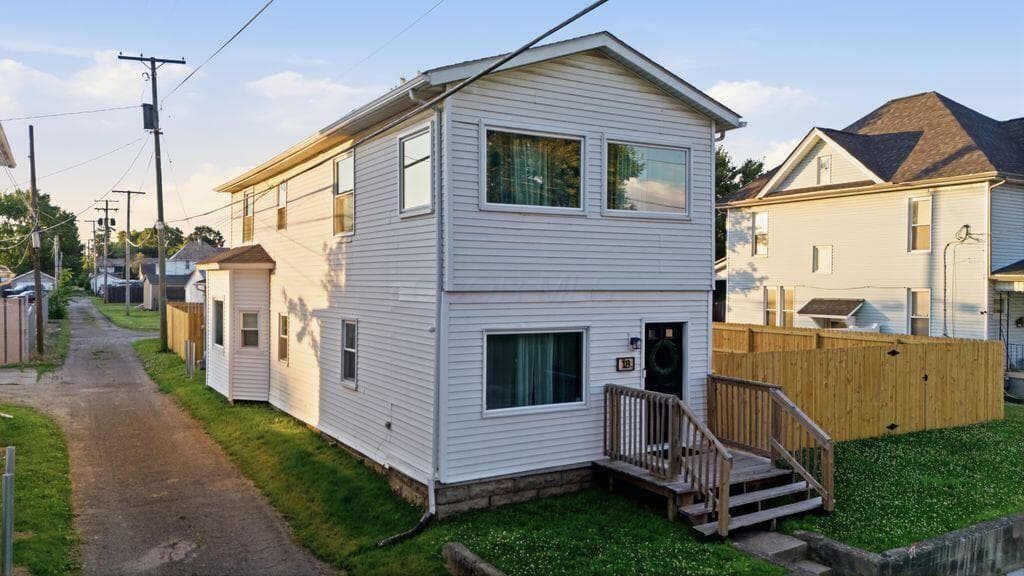18 E Oak Street, Newark, OH 43055