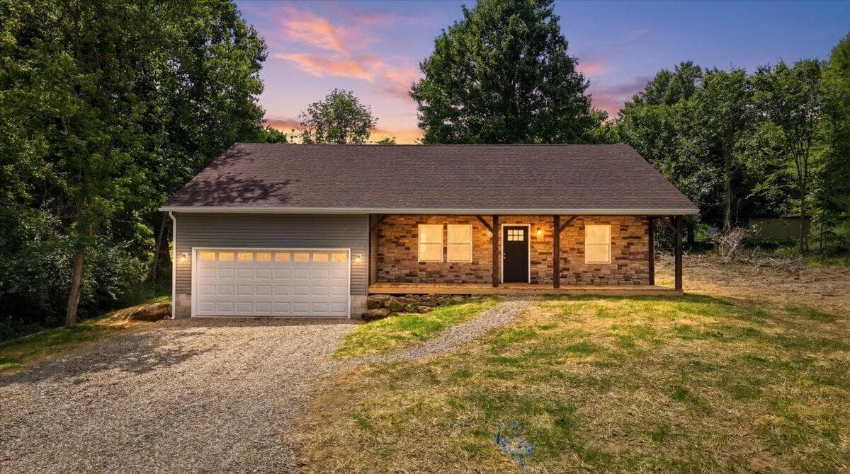 39 Cherry Hill Court, Howard, OH 43028