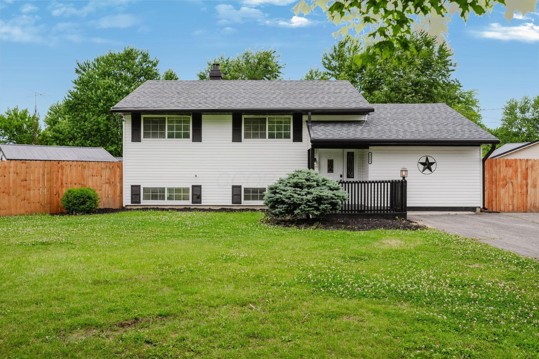 2605 Curren Drive, Marion, OH 43302