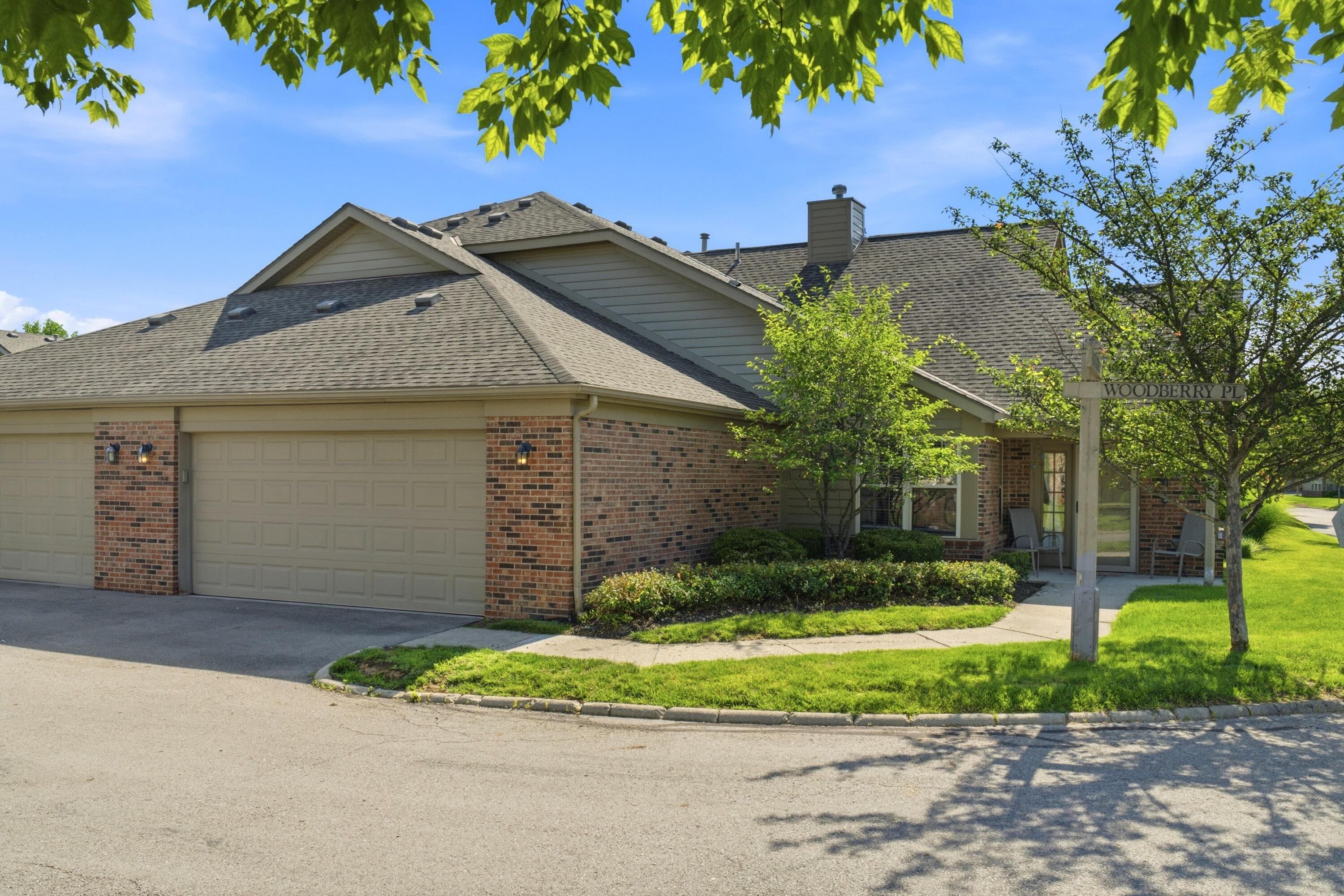1360 Woodberry Place, Columbus, OH 43230