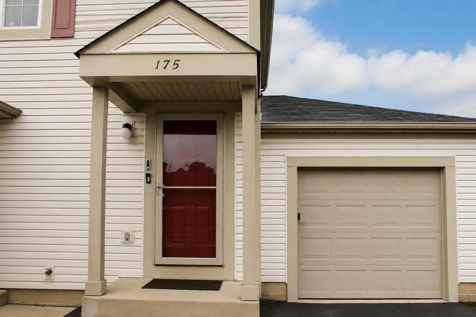 175 Macenroe Drive #32F, Blacklick, OH 43004