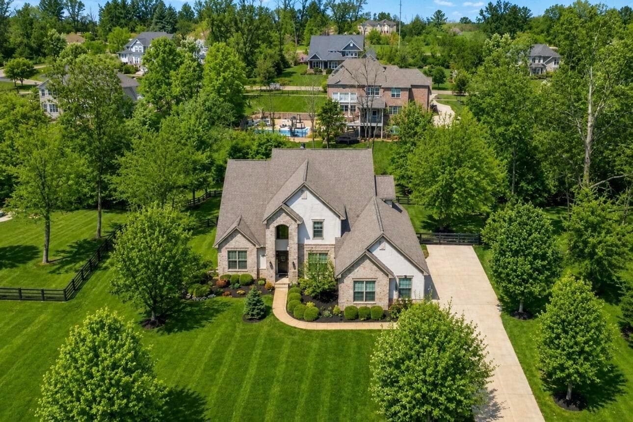 992 Elderberry Loop, Delaware, OH 43015