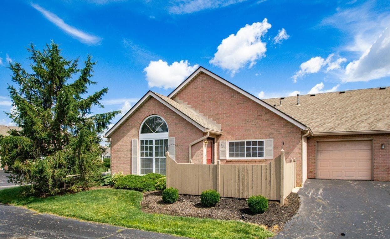 1244 Amberlea Drive E #18, Columbus, OH