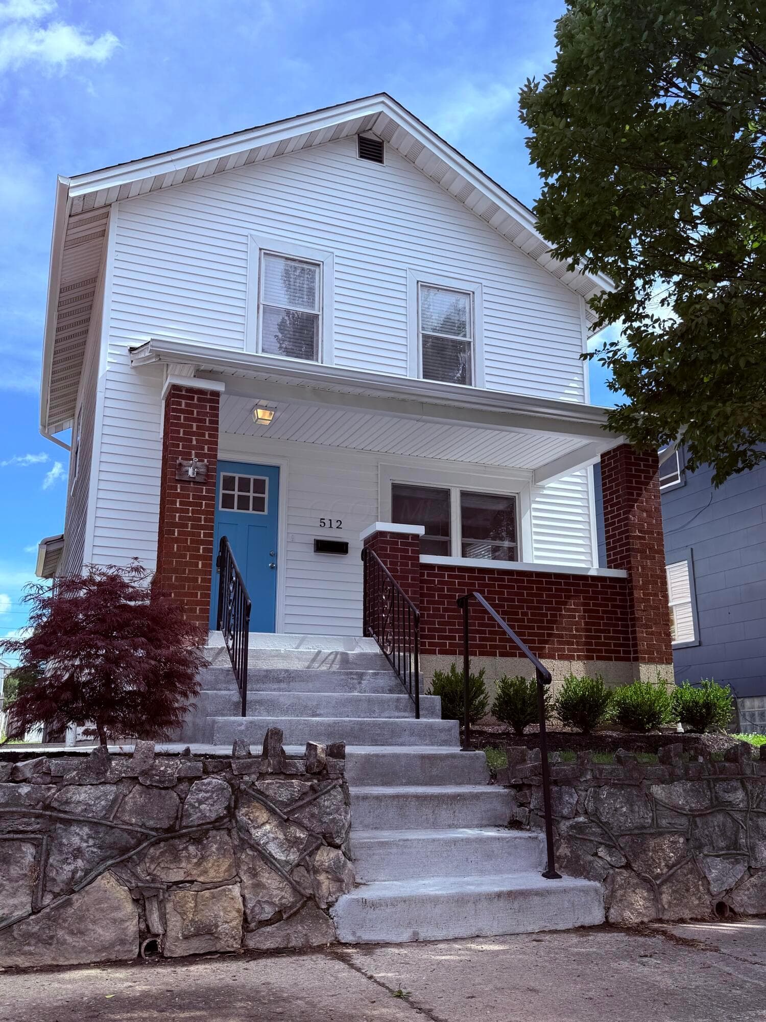 512 E Woodrow Avenue, Columbus, OH 43207