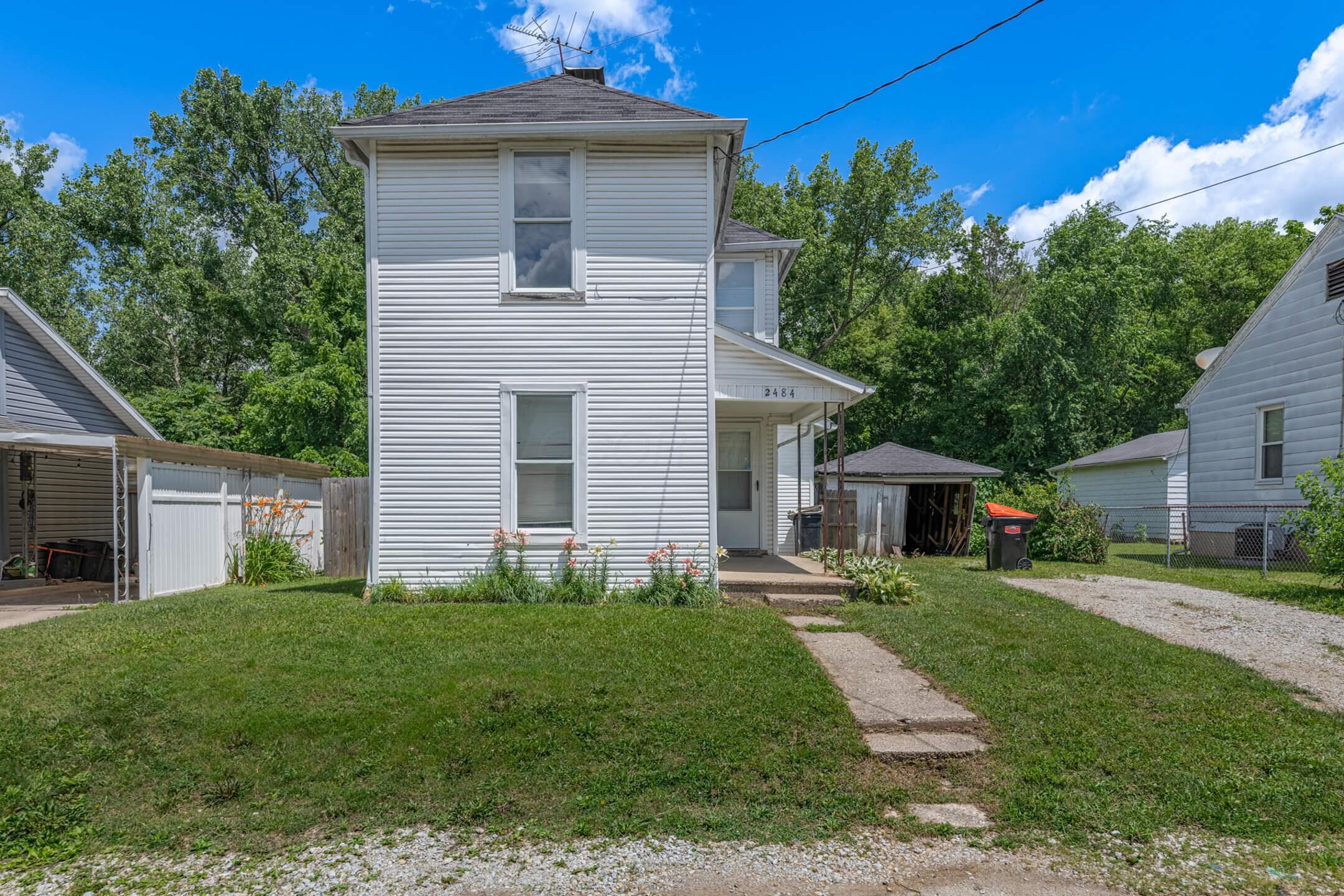 2484 Hilltop Avenue, Springfield, OH 45503