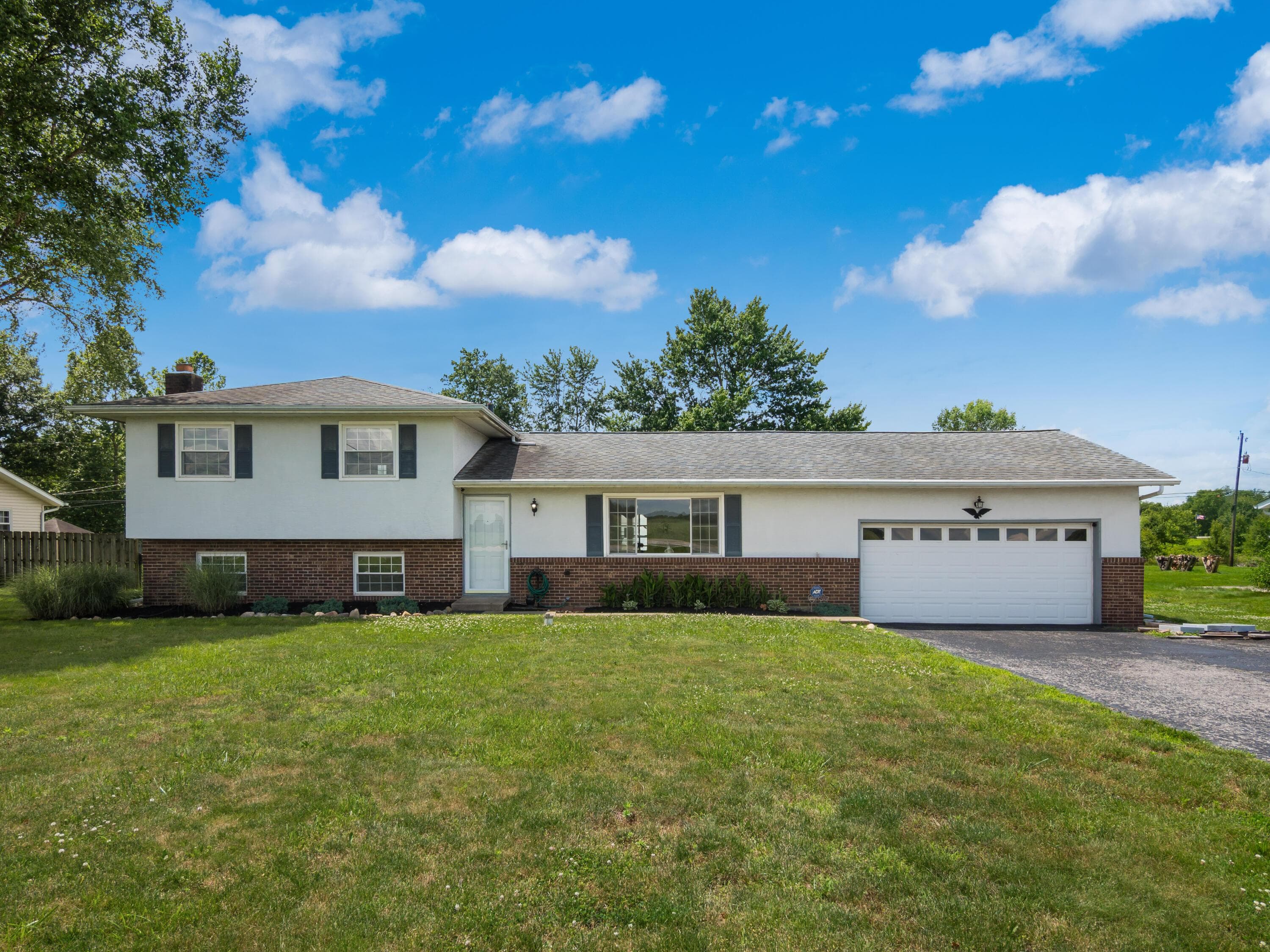 5907 Ebright Road, Groveport, OH 43125